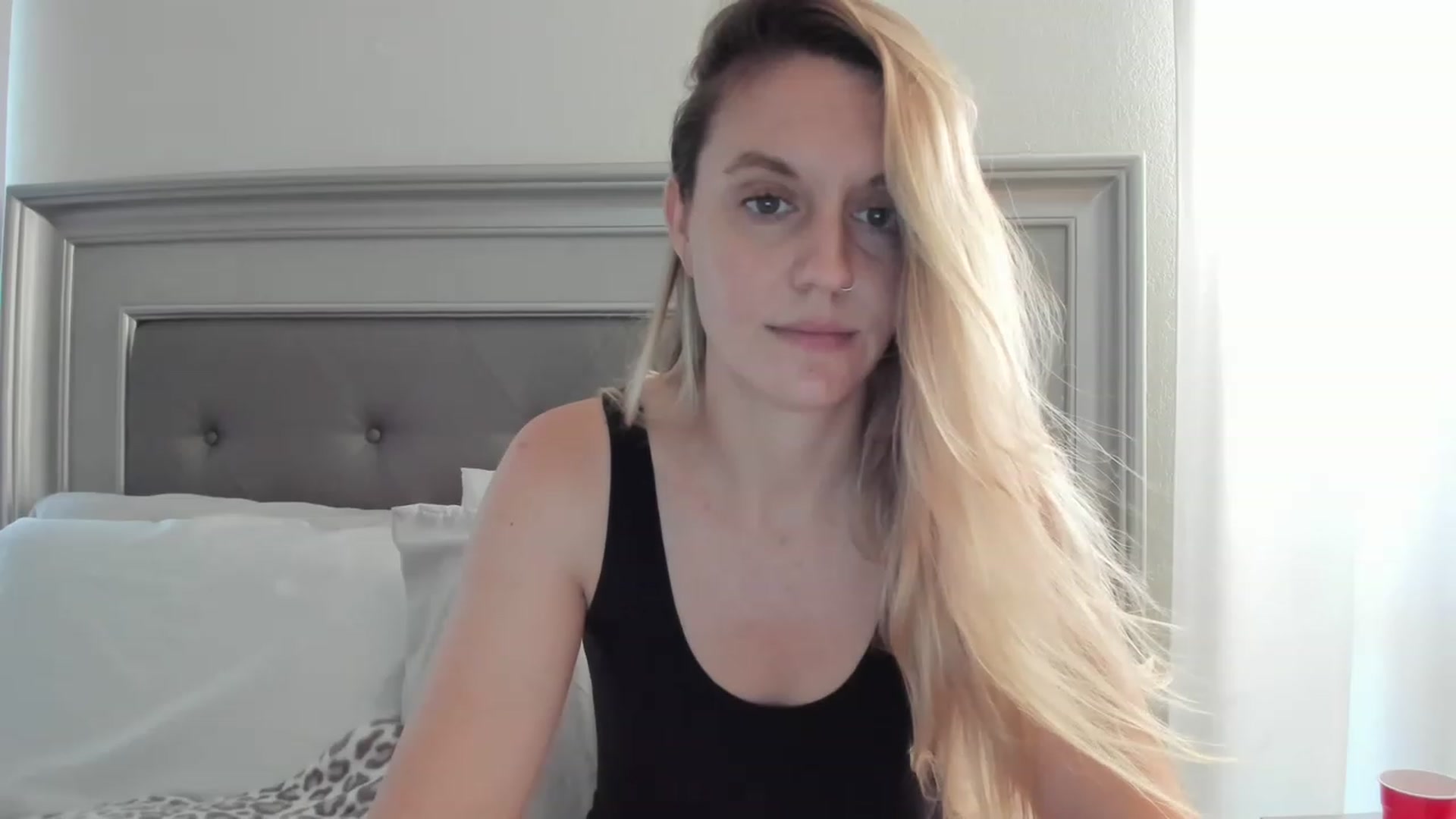 Gallery image thumbnail from Ca_ndi's myfreecams stream on, 04/23/2023, 12:32 image 6 of 20