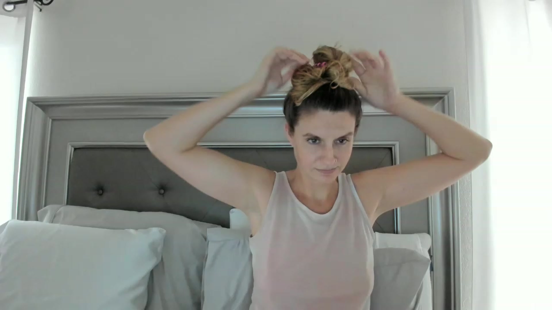 Gallery image thumbnail from Ca_ndi's myfreecams stream on, 04/29/2023, 18:04 image 1 of 20