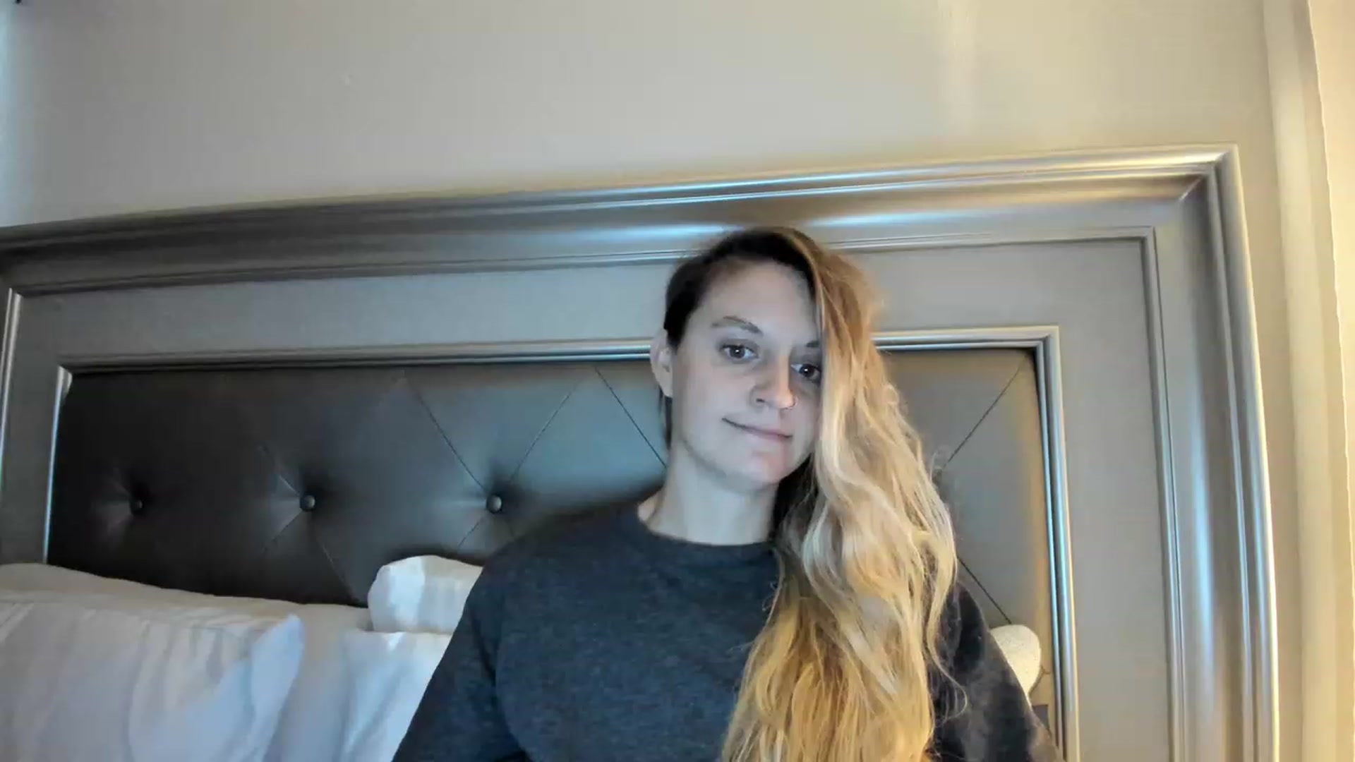 Gallery image thumbnail from Ca_ndi's myfreecams stream on, 05/02/2023, 11:21 image 12 of 20