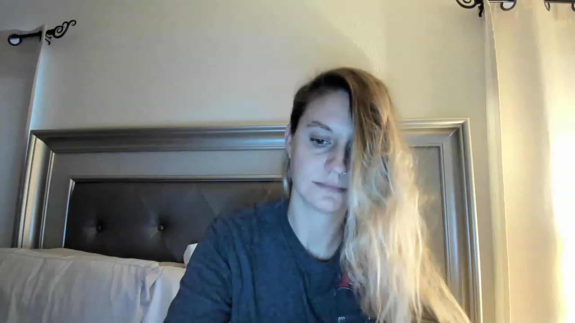Gallery image thumbnail from Ca_ndi's myfreecams stream on, 05/02/2023, 11:21 image 3 of 20