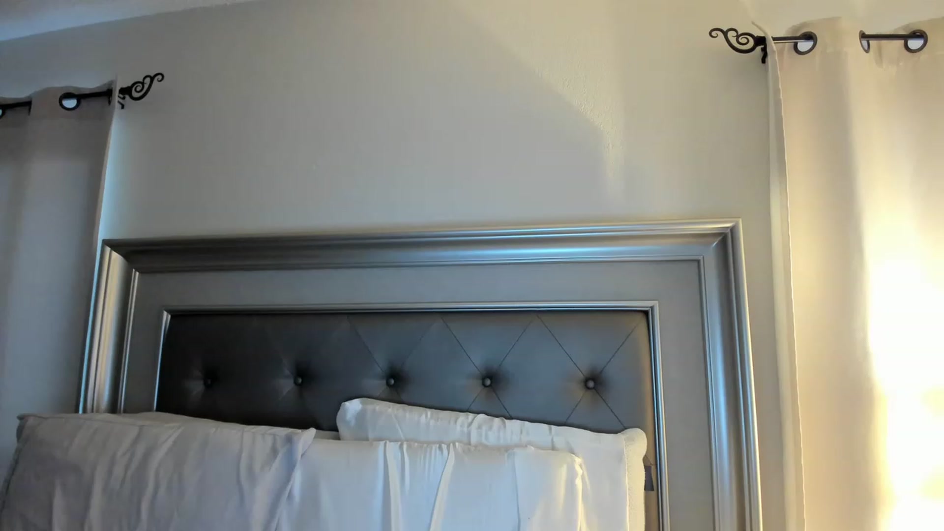 Gallery image thumbnail from Ca_ndi's myfreecams stream on, 05/02/2023, 11:21 image 8 of 20