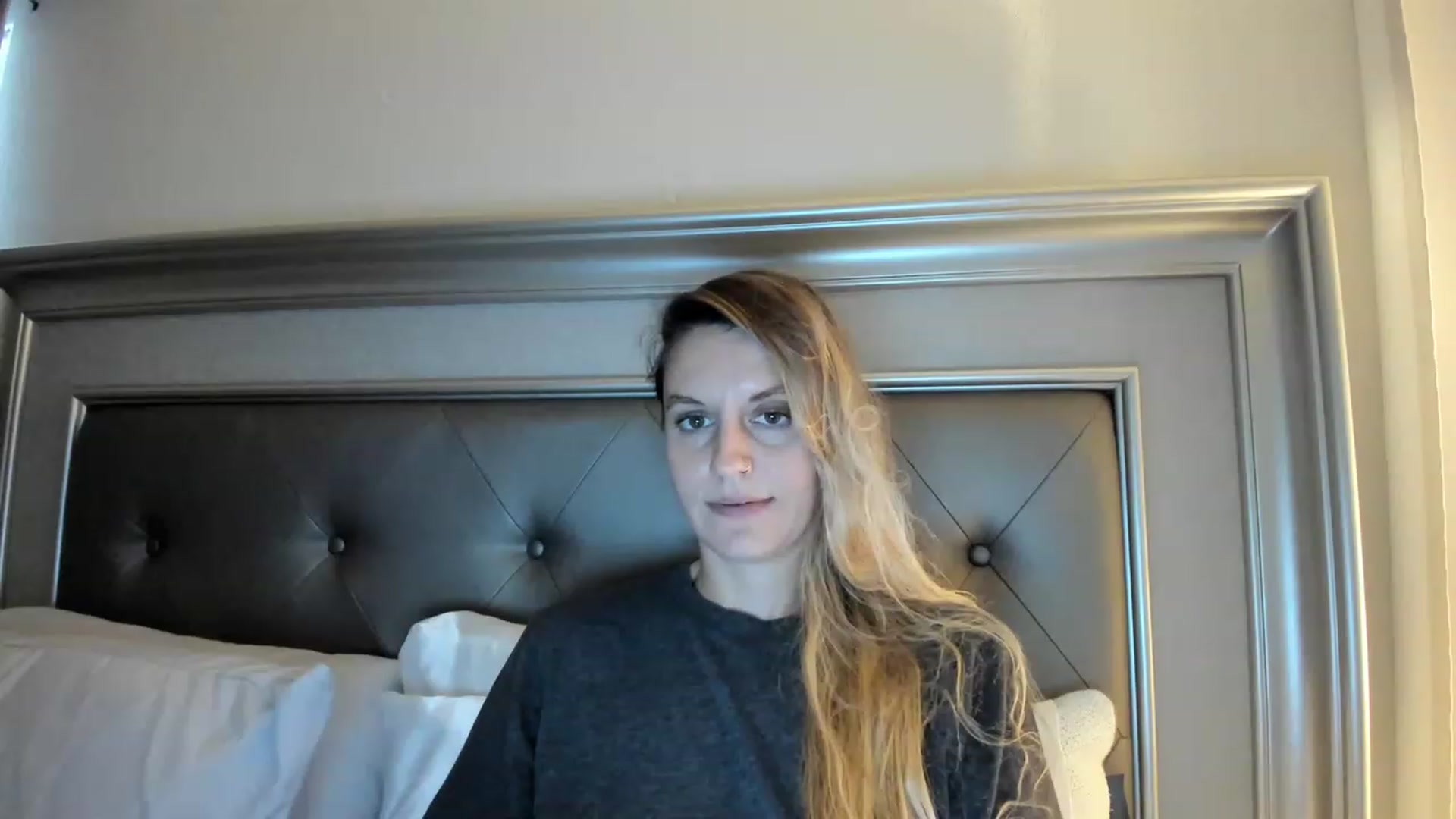 Gallery image thumbnail from Ca_ndi's myfreecams stream on, 05/02/2023, 11:21 image 18 of 20