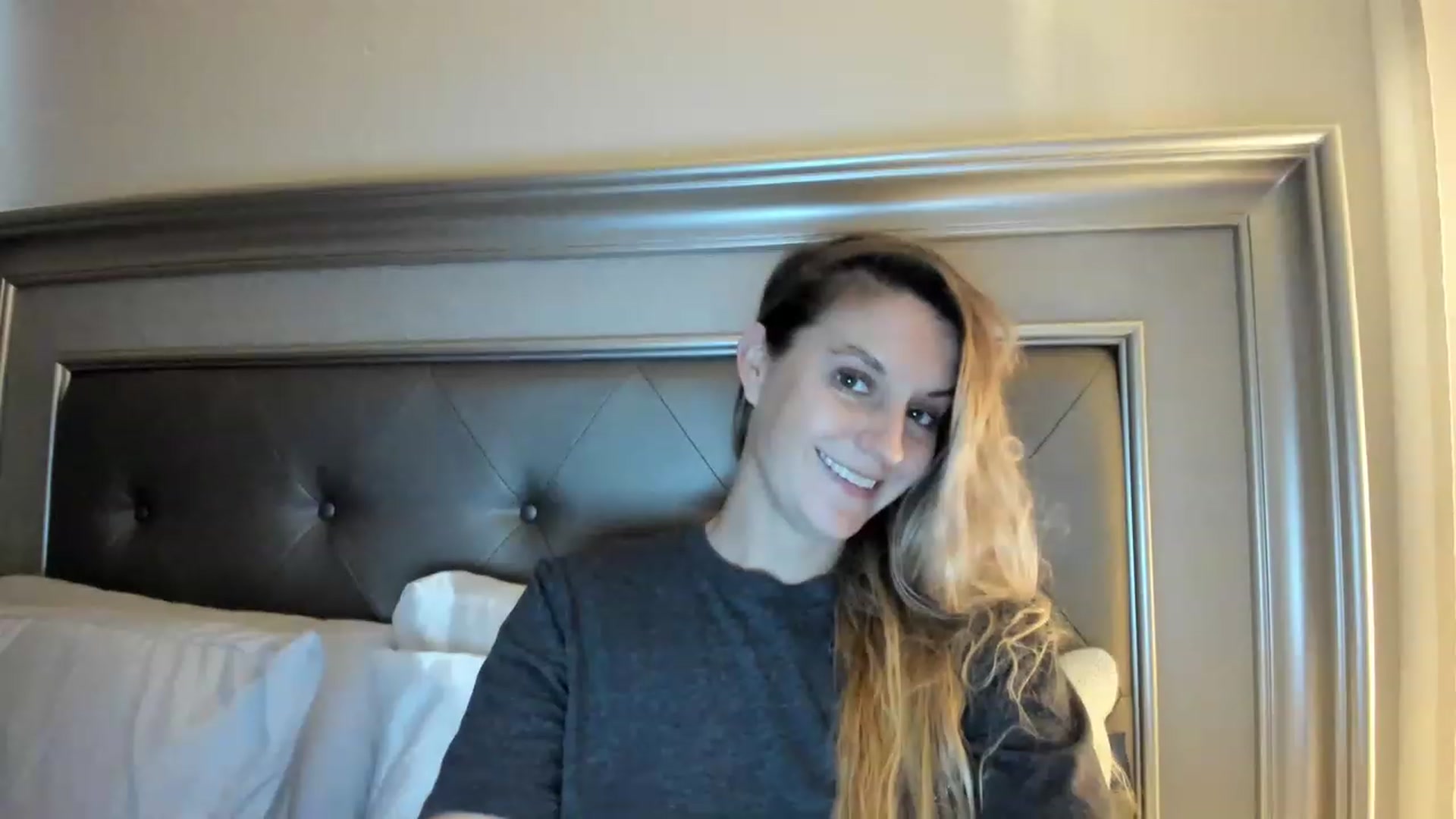 Gallery image thumbnail from Ca_ndi's myfreecams stream on, 05/02/2023, 11:21 image 15 of 20
