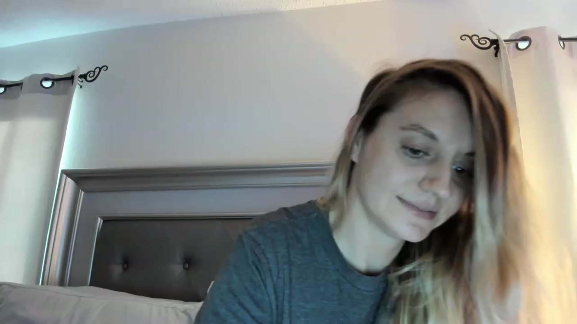 Gallery image thumbnail from Ca_ndi's myfreecams stream on, 05/02/2023, 12:56 image 7 of 20