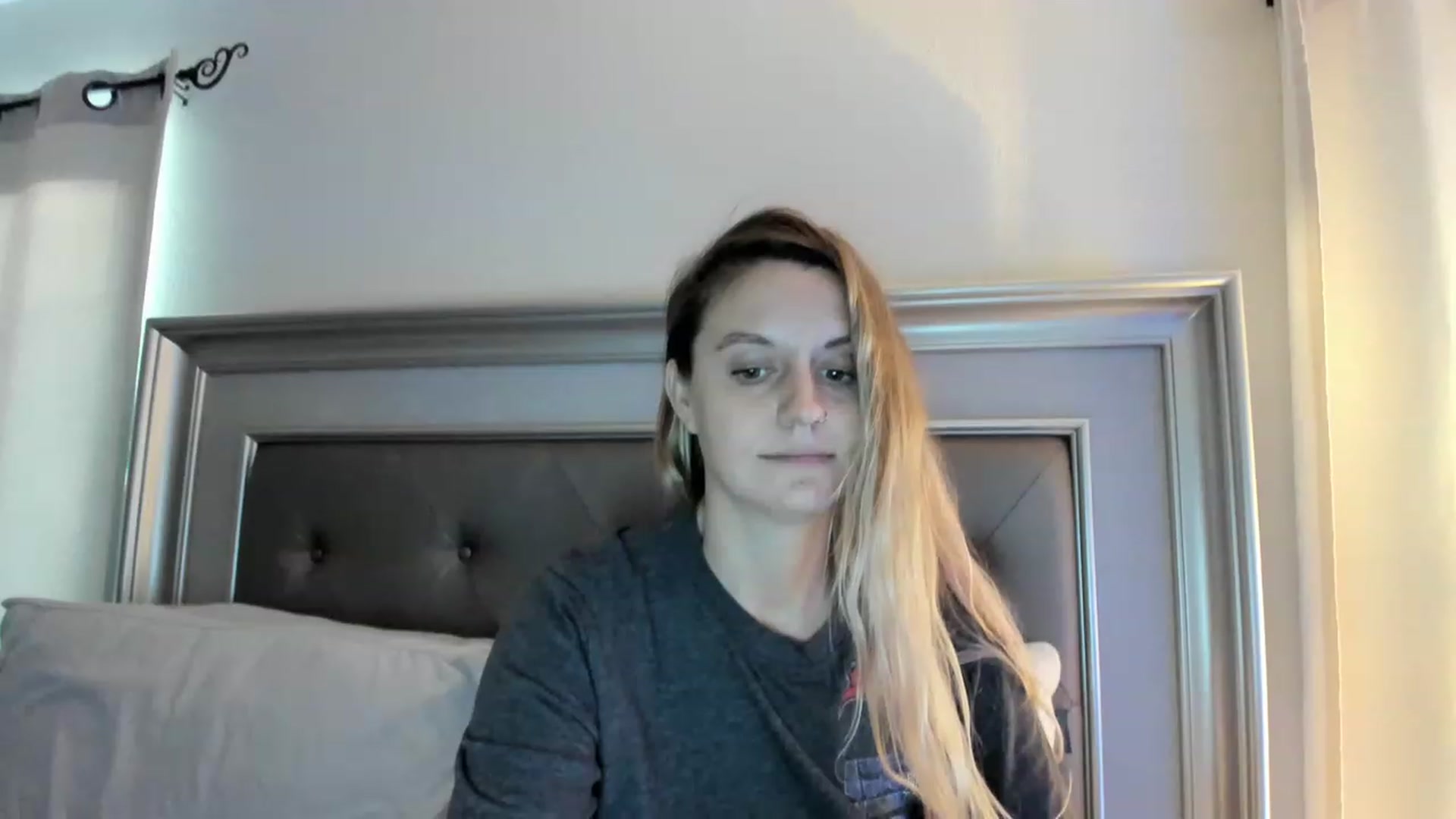 Gallery image thumbnail from Ca_ndi's myfreecams stream on, 05/02/2023, 12:56 image 5 of 20