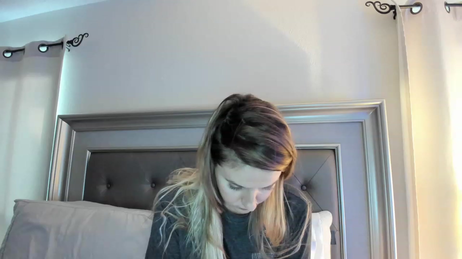 Gallery image thumbnail from Ca_ndi's myfreecams stream on, 05/02/2023, 12:56 image 2 of 20
