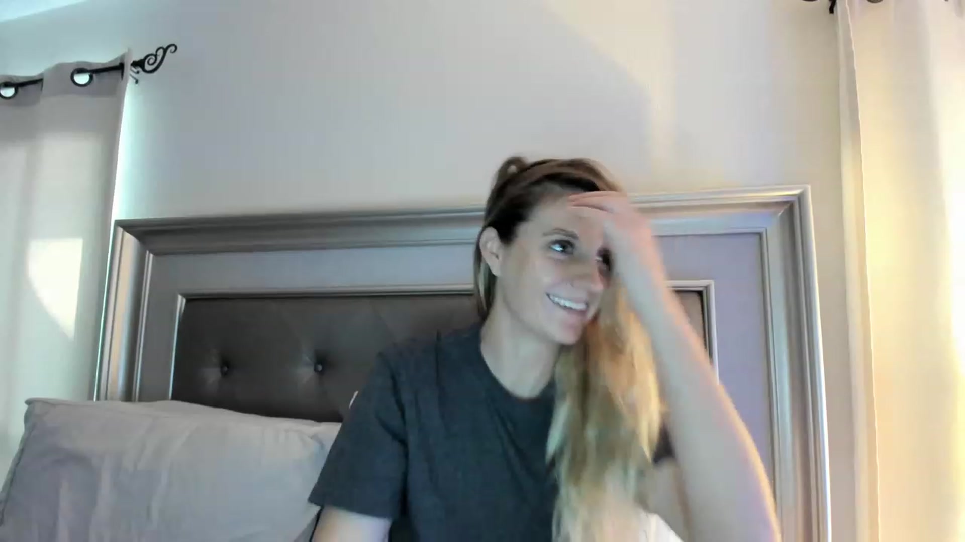 Gallery image thumbnail from Ca_ndi's myfreecams stream on, 05/02/2023, 12:56 image 4 of 20