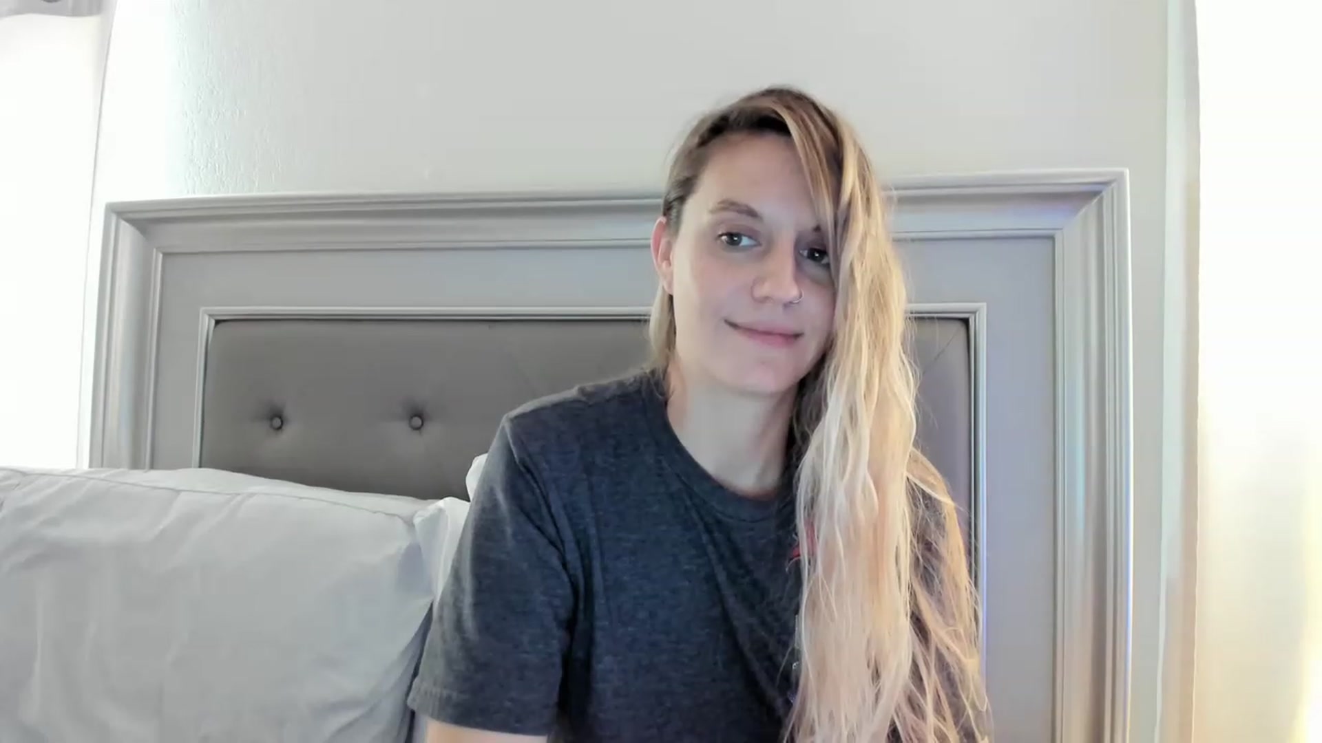 Gallery image thumbnail from Ca_ndi's myfreecams stream on, 05/02/2023, 12:56 image 13 of 20