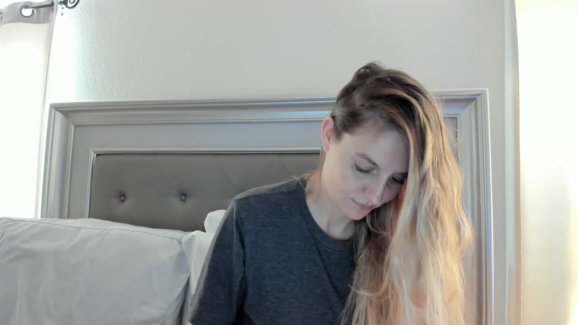 Gallery image thumbnail from Ca_ndi's myfreecams stream on, 05/02/2023, 12:56 image 12 of 20