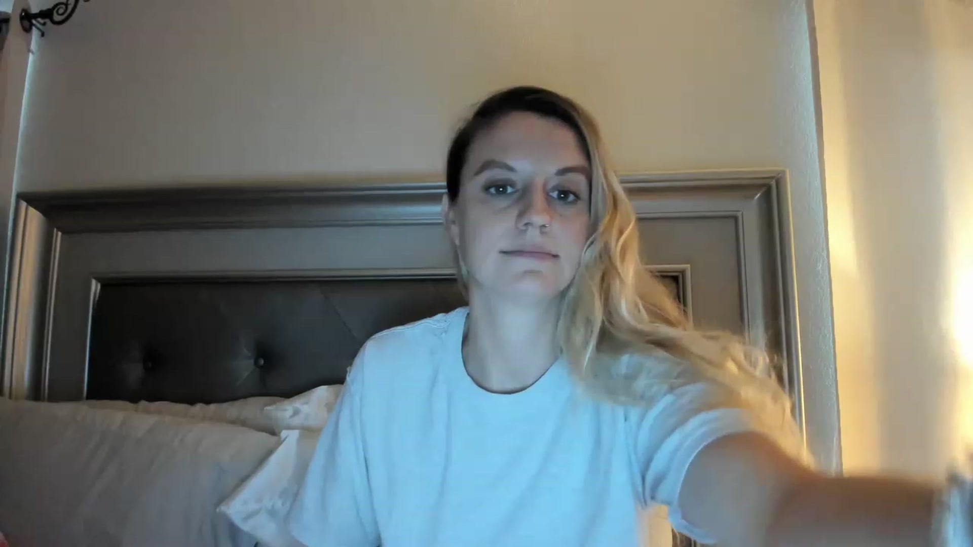 Gallery image thumbnail from Ca_ndi's myfreecams stream on, 05/07/2023, 11:48 image 14 of 20