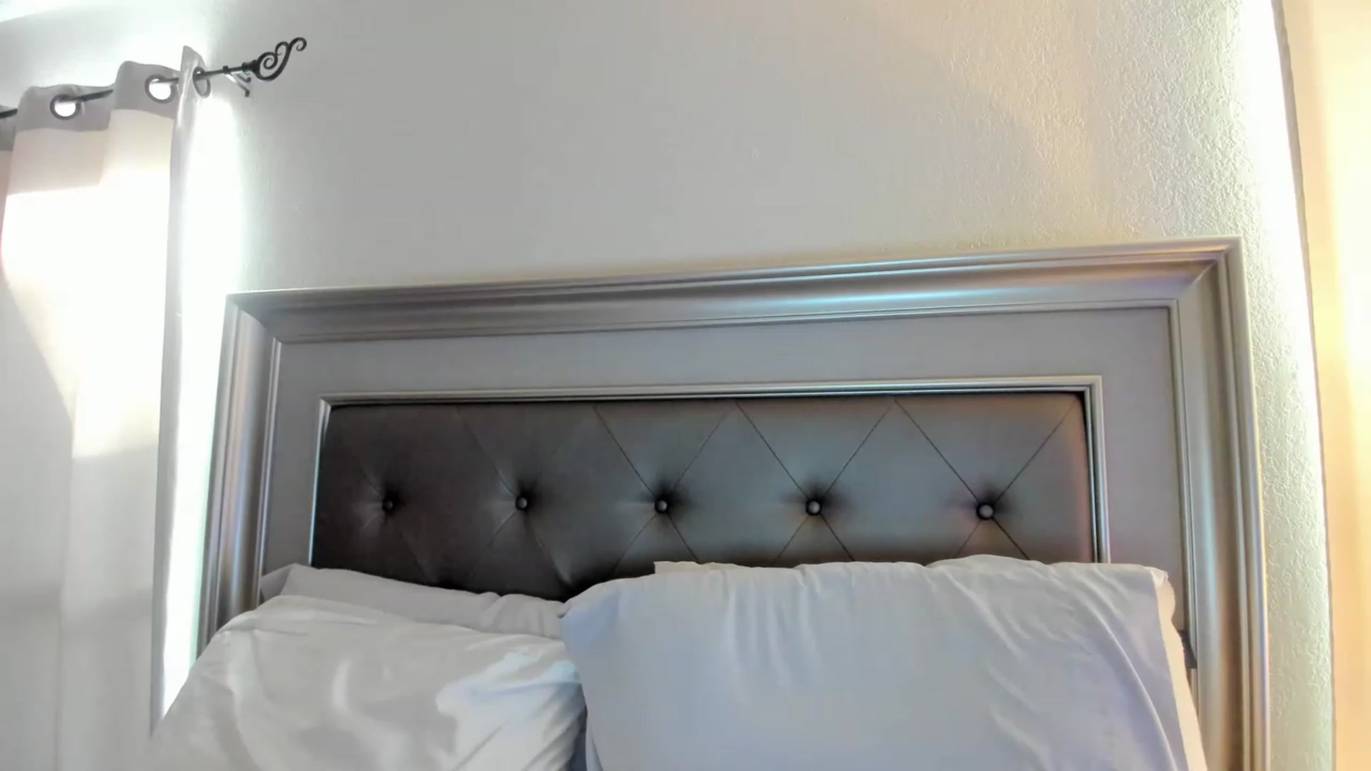 Gallery image thumbnail from Ca_ndi's myfreecams stream on, 05/08/2023, 12:21 image 17 of 20