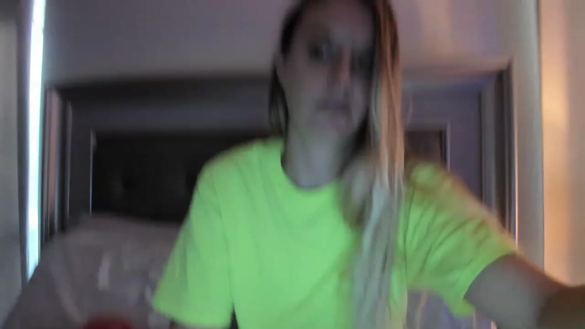 Gallery image thumbnail from Ca_ndi's myfreecams stream on, 05/08/2023, 12:21 image 9 of 20