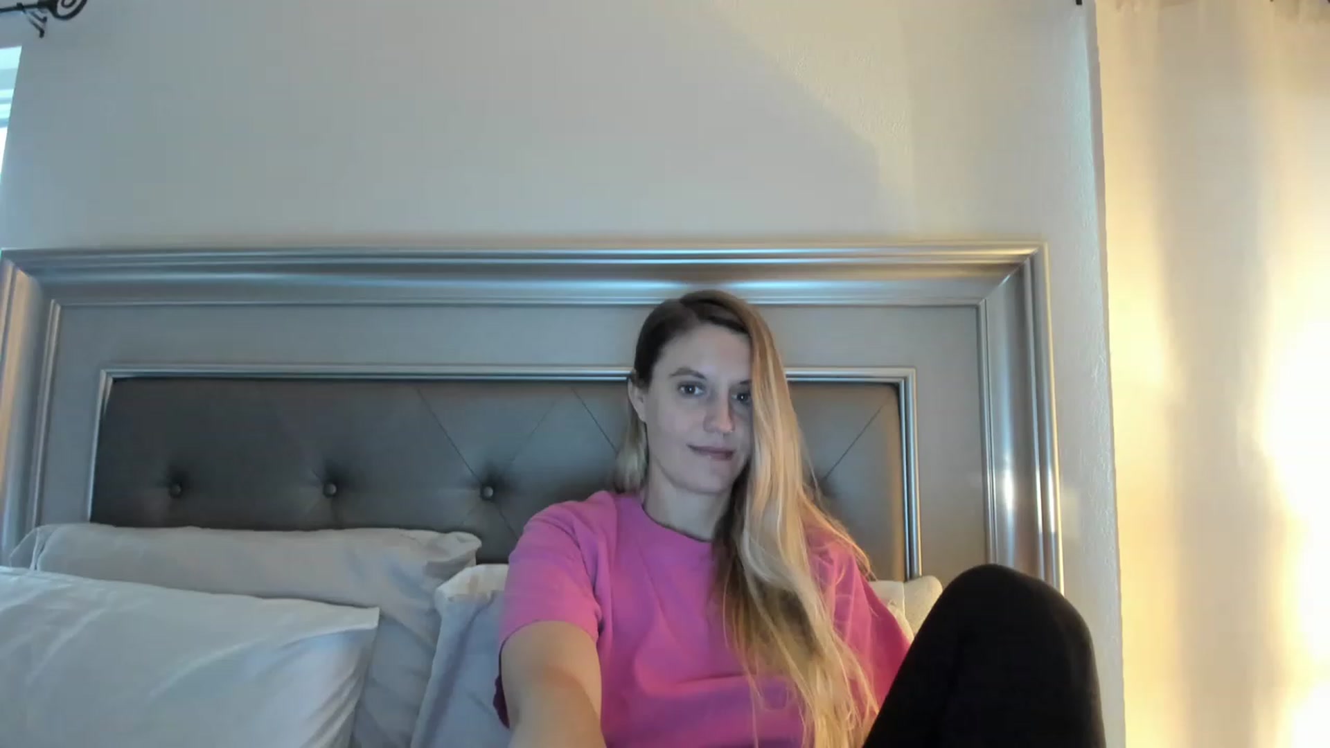Gallery image thumbnail from Ca_ndi's myfreecams stream on, 05/10/2023, 12:15 image 4 of 20