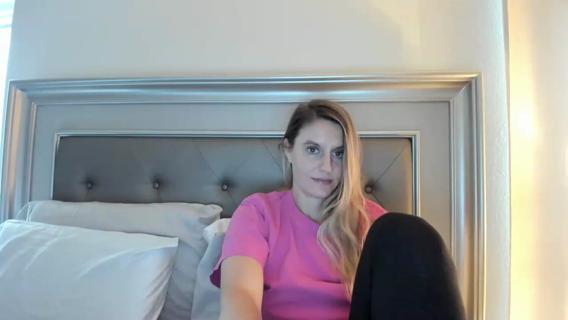 Gallery image thumbnail from Ca_ndi's myfreecams stream on, 05/10/2023, 12:15 image 12 of 20