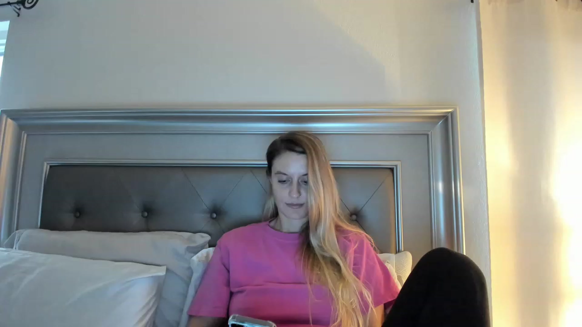 Gallery image thumbnail from Ca_ndi's myfreecams stream on, 05/10/2023, 12:15 image 3 of 20