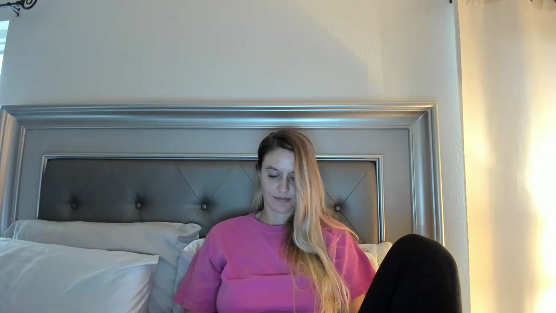 Gallery image thumbnail from Ca_ndi's myfreecams stream on, 05/10/2023, 12:15 image 5 of 20