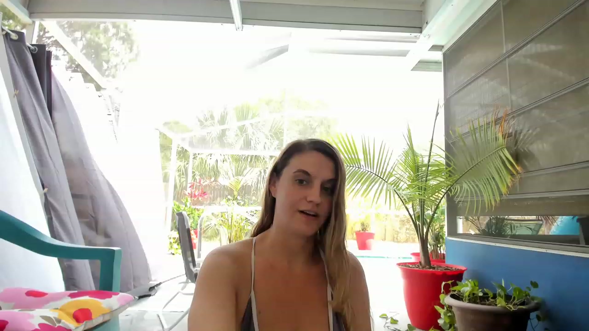Gallery image thumbnail from Ca_ndi's myfreecams stream on, 05/13/2023, 18:37 image 5 of 20