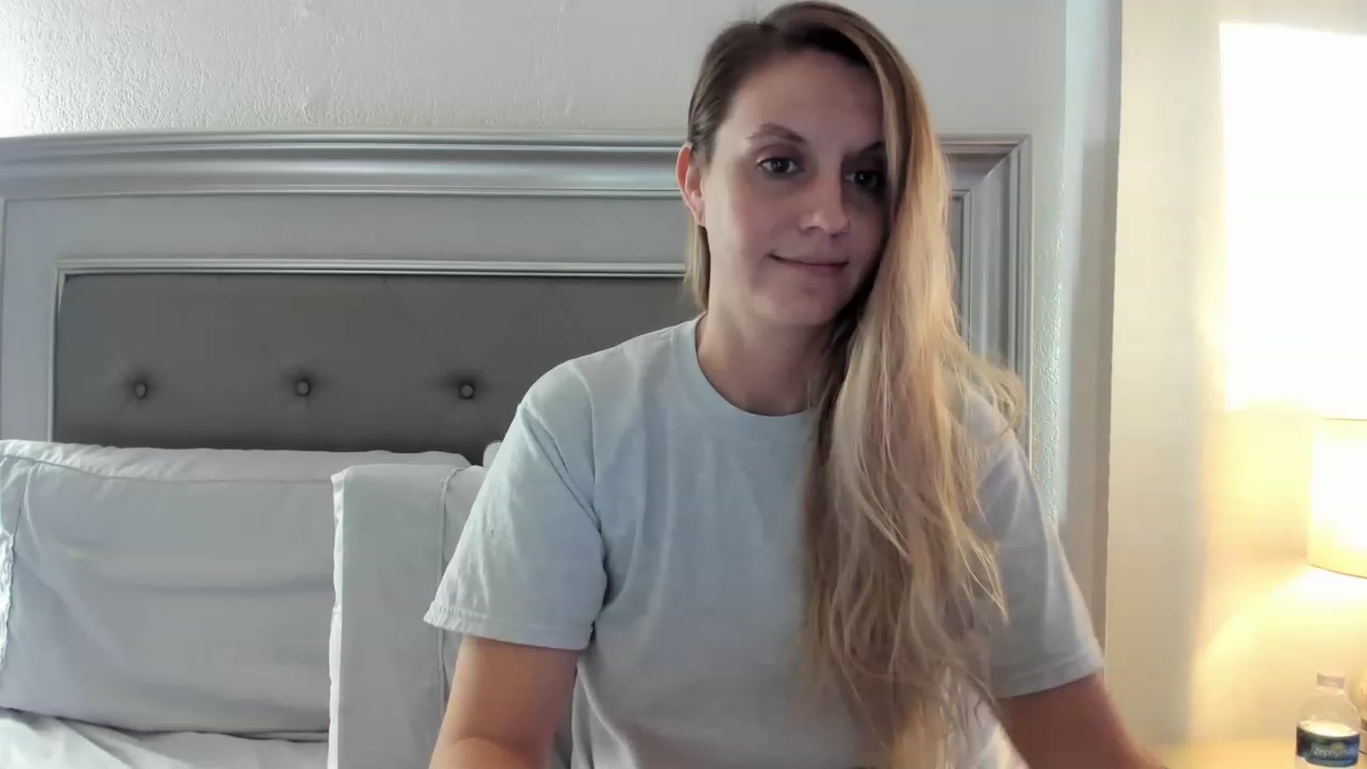 Gallery image thumbnail from Ca_ndi's myfreecams stream on, 05/21/2023, 13:35 image 4 of 20