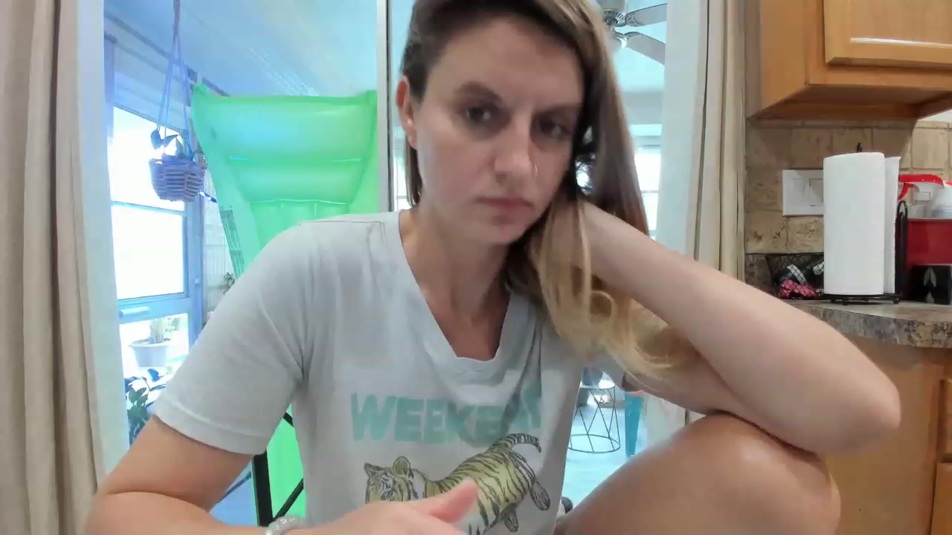 Gallery image thumbnail from Ca_ndi's myfreecams stream on, 05/24/2023, 15:46 image 14 of 20