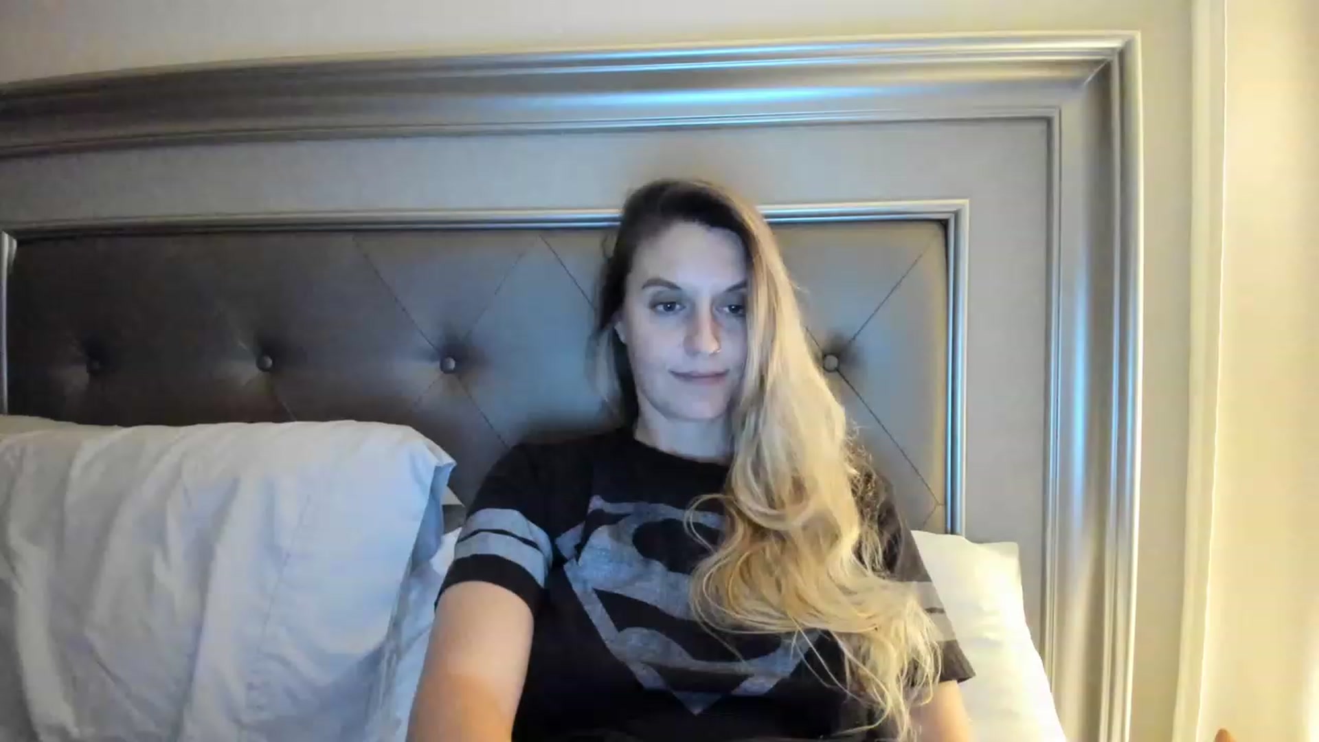 Gallery image thumbnail from Ca_ndi's myfreecams stream on, 05/29/2023, 01:13 image 18 of 20