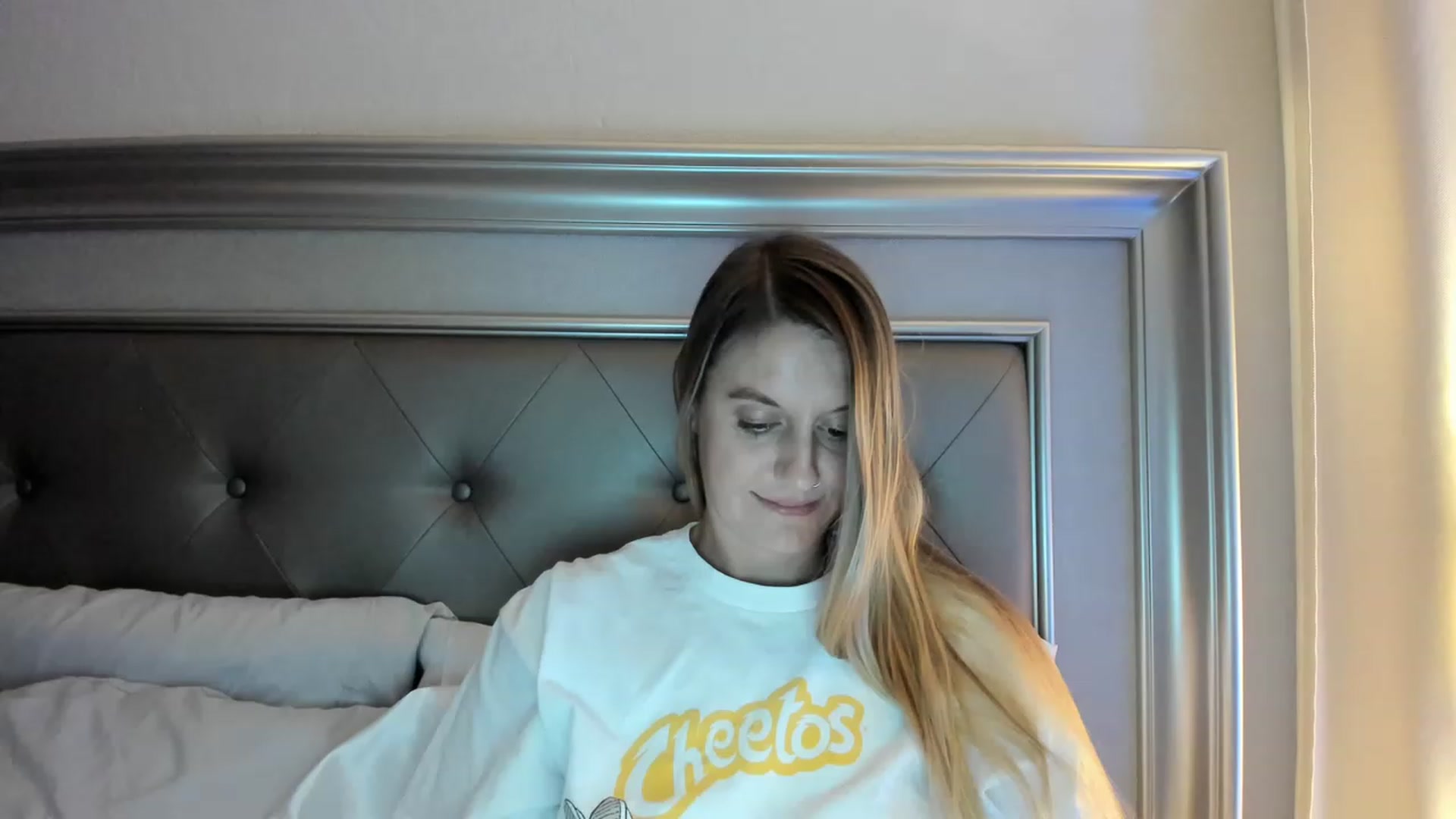 Gallery image thumbnail from Ca_ndi's myfreecams stream on, 06/01/2023, 09:14 image 2 of 20