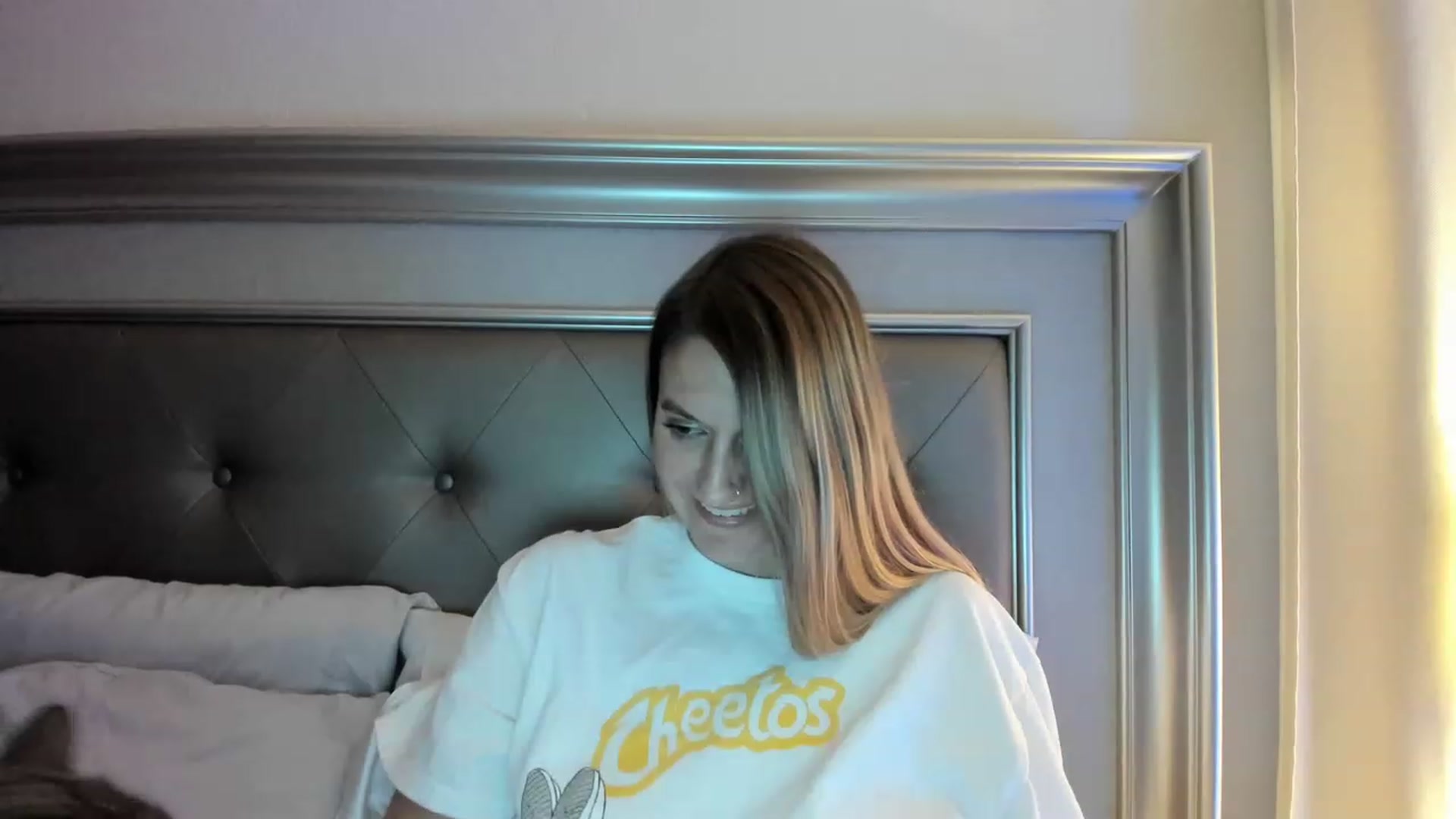 Gallery image thumbnail from Ca_ndi's myfreecams stream on, 06/01/2023, 09:14 image 11 of 20