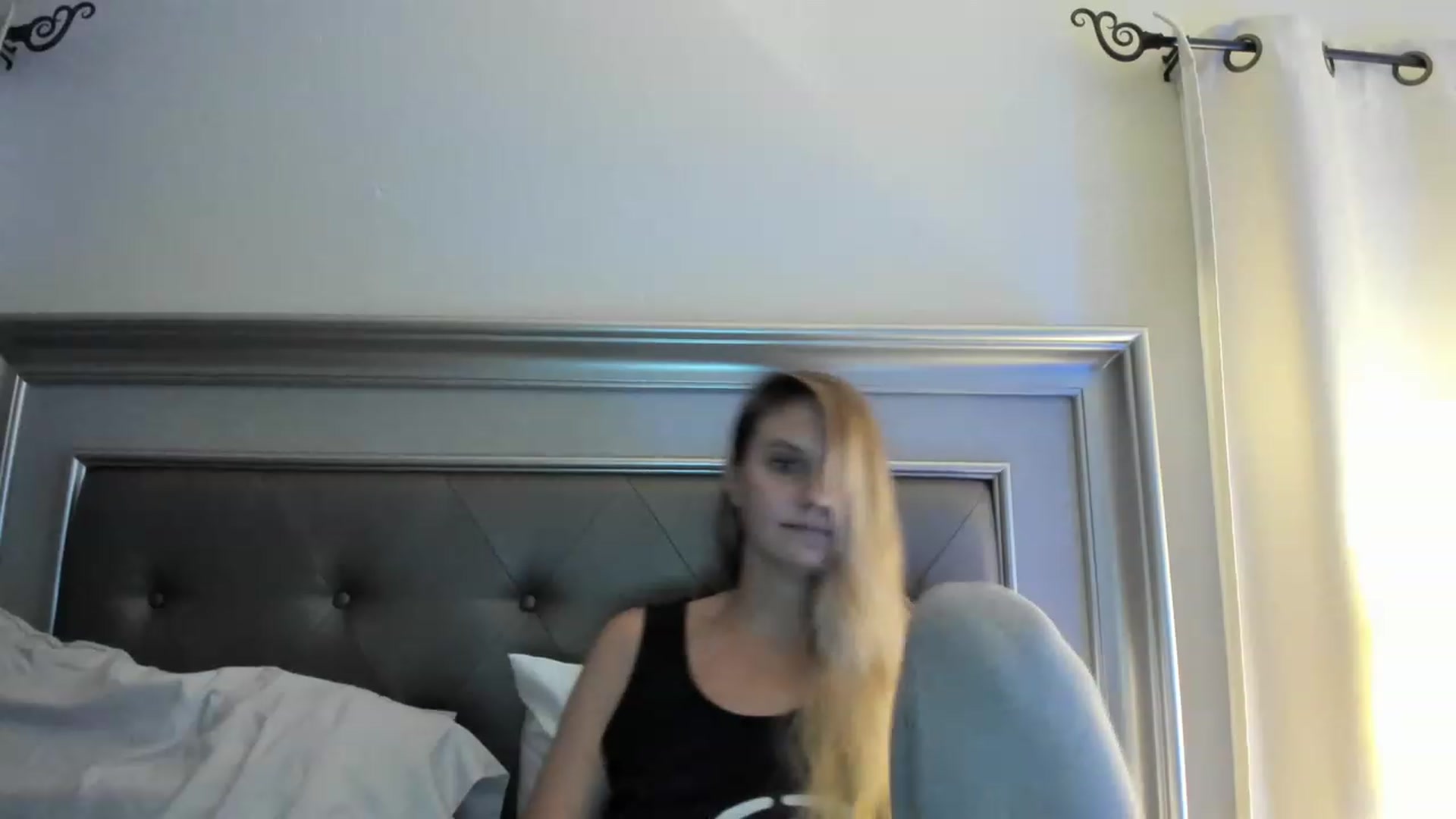 Gallery image thumbnail from Ca_ndi's myfreecams stream on, 06/02/2023, 09:26 image 14 of 20