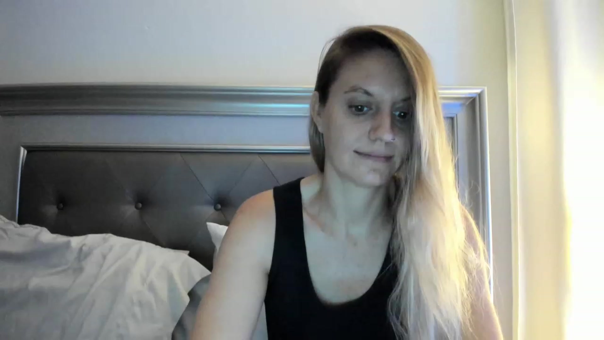 Gallery image thumbnail from Ca_ndi's myfreecams stream on, 06/02/2023, 09:26 image 12 of 20