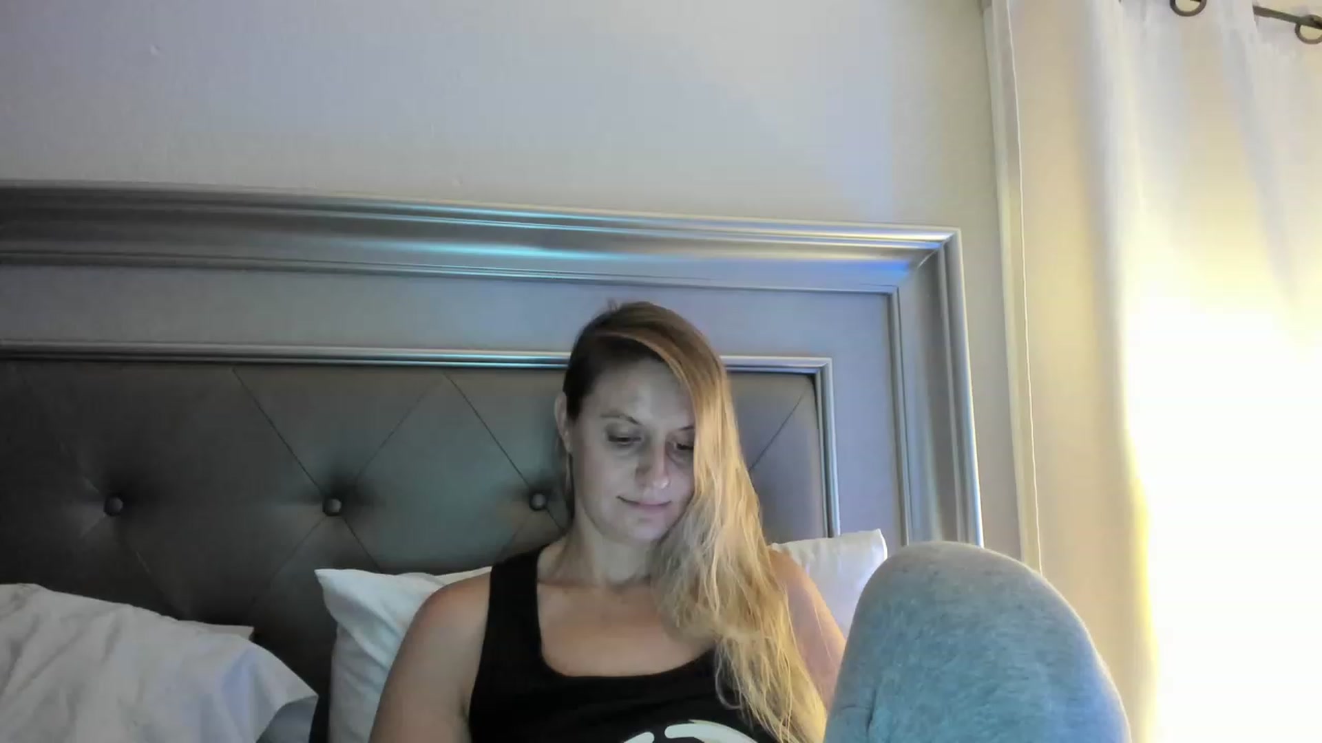 Gallery image thumbnail from Ca_ndi's myfreecams stream on, 06/02/2023, 09:48 image 12 of 20