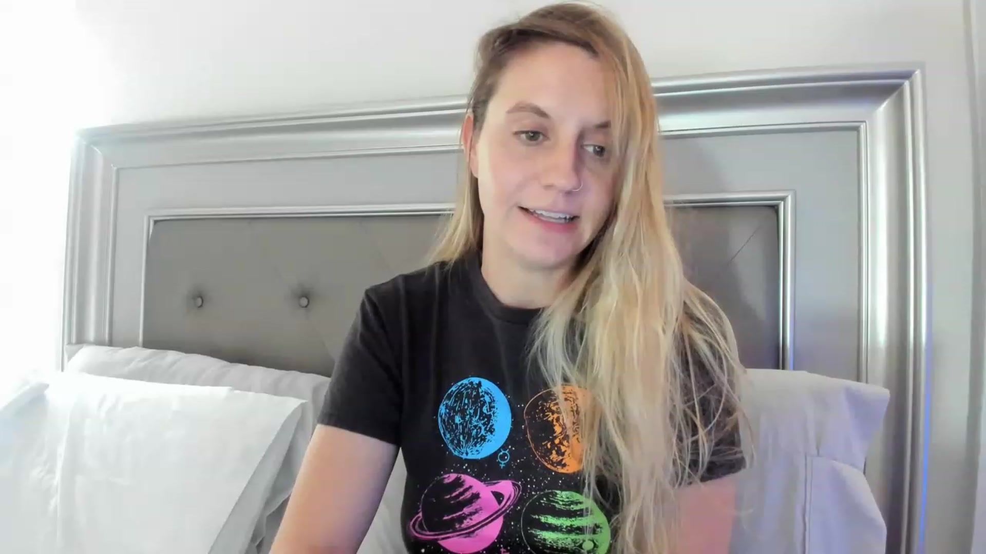 Gallery image thumbnail from Ca_ndi's myfreecams stream on, 06/04/2023, 12:18 image 16 of 20