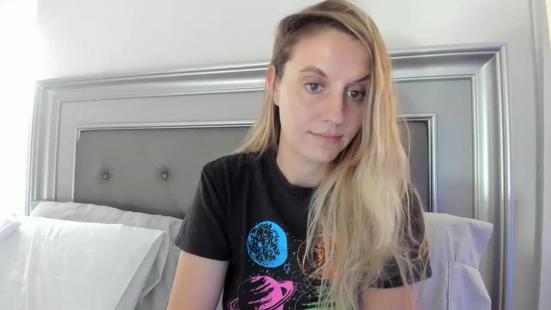 Gallery image thumbnail from Ca_ndi's myfreecams stream on, 06/04/2023, 12:18 image 18 of 20