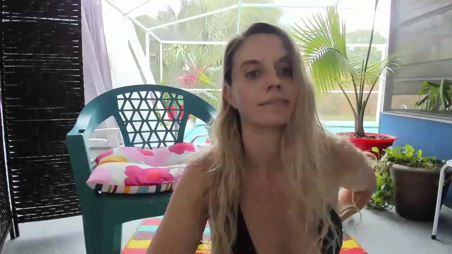 Gallery image thumbnail from Ca_ndi's myfreecams stream on, 06/04/2023, 19:46 image 1 of 20