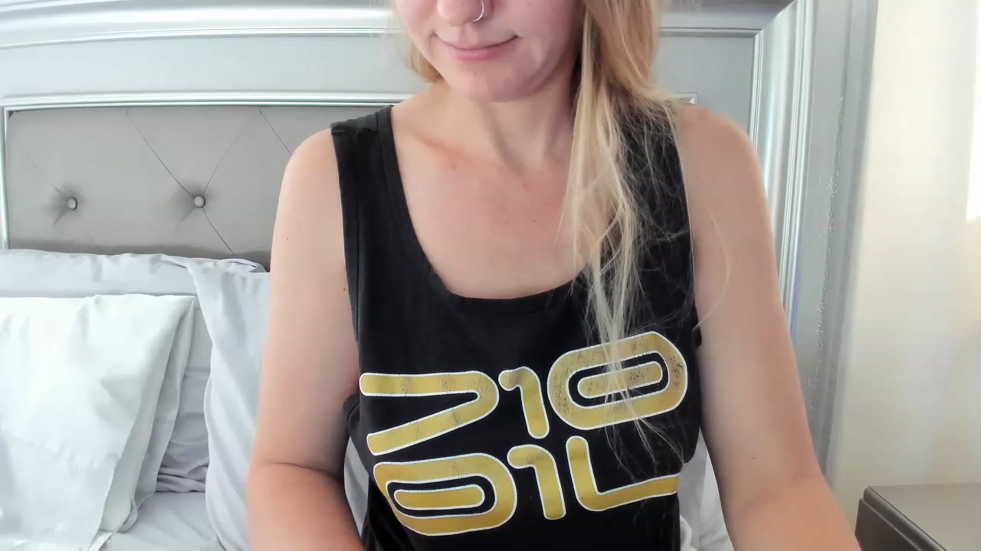 Gallery image thumbnail from Ca_ndi's myfreecams stream on, 06/08/2023, 12:42 image 11 of 20