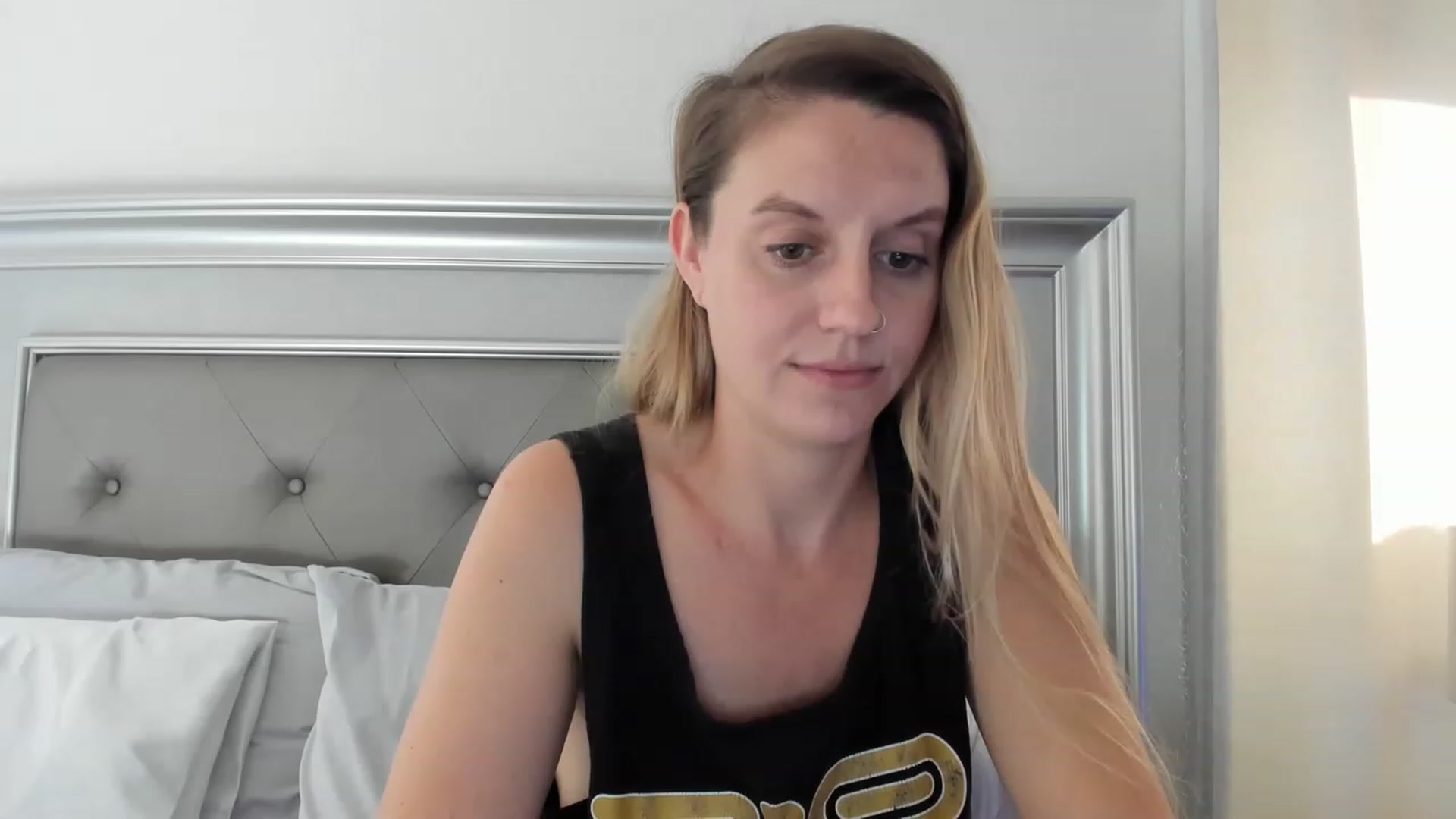 Gallery image thumbnail from Ca_ndi's myfreecams stream on, 06/08/2023, 12:42 image 19 of 20