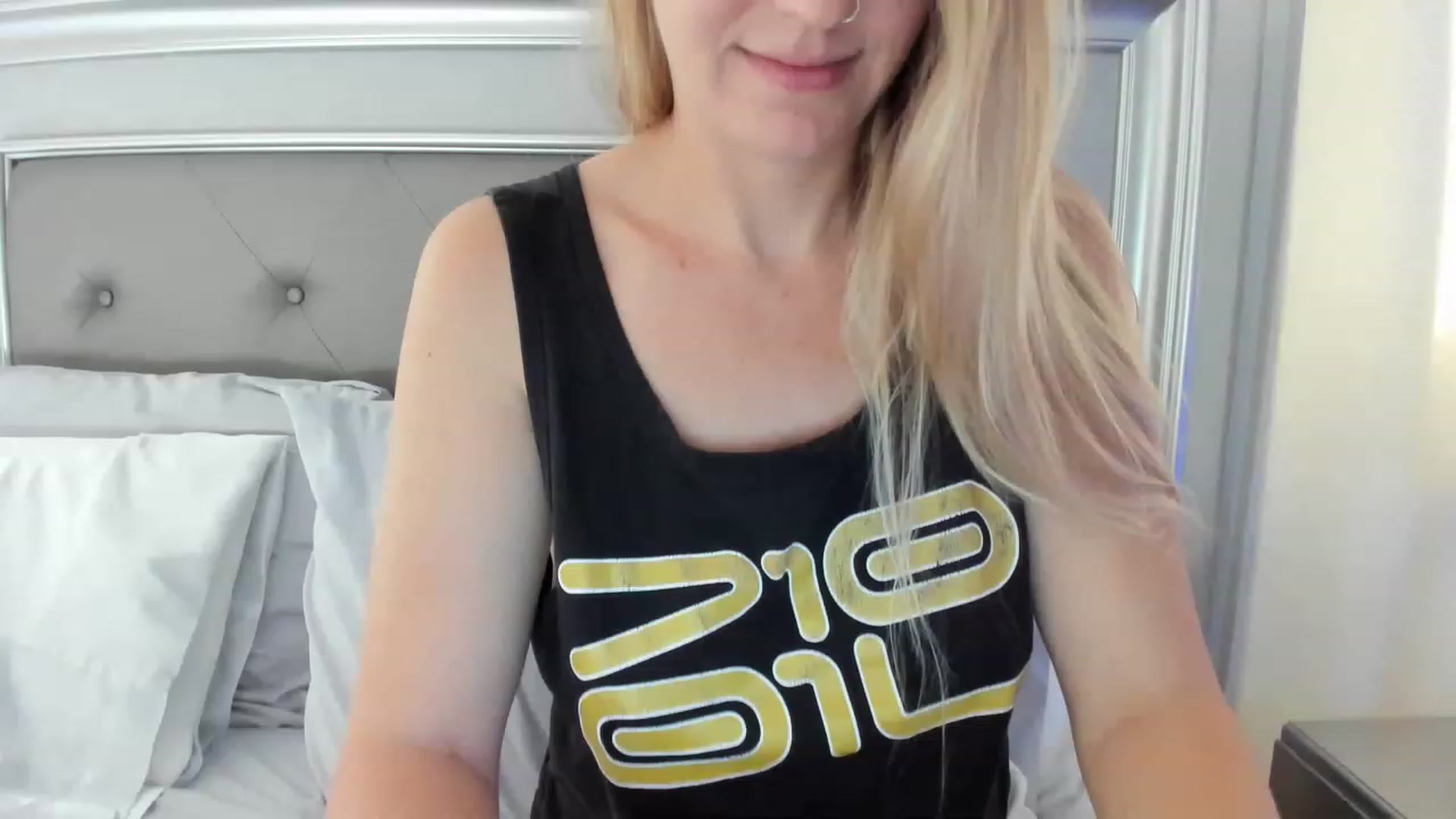 Gallery image thumbnail from Ca_ndi's myfreecams stream on, 06/08/2023, 12:42 image 13 of 20