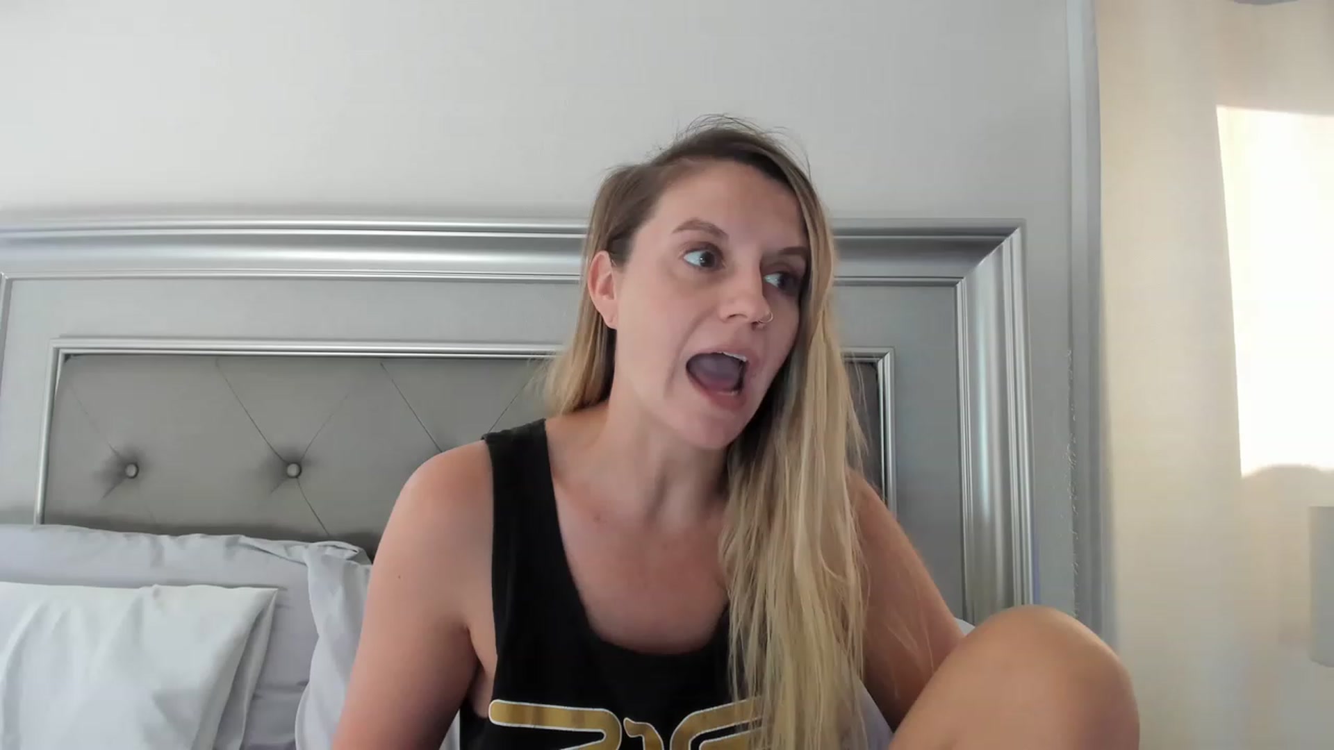 Gallery image thumbnail from Ca_ndi's myfreecams stream on, 06/08/2023, 12:42 image 6 of 20
