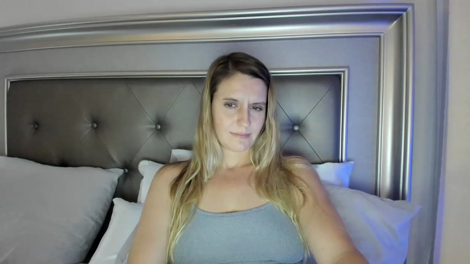 Gallery image thumbnail from Ca_ndi's myfreecams stream on, 06/09/2023, 23:14 image 4 of 20