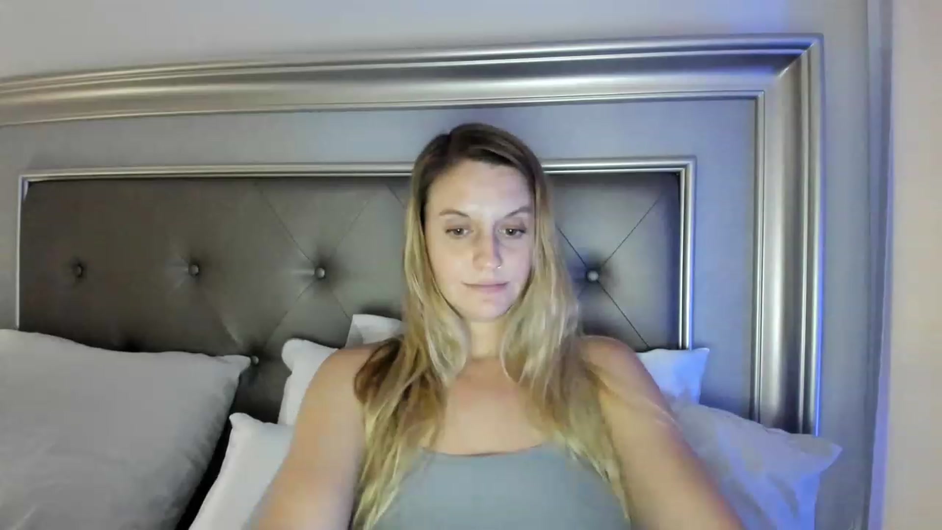 Gallery image thumbnail from Ca_ndi's myfreecams stream on, 06/09/2023, 23:14 image 13 of 20