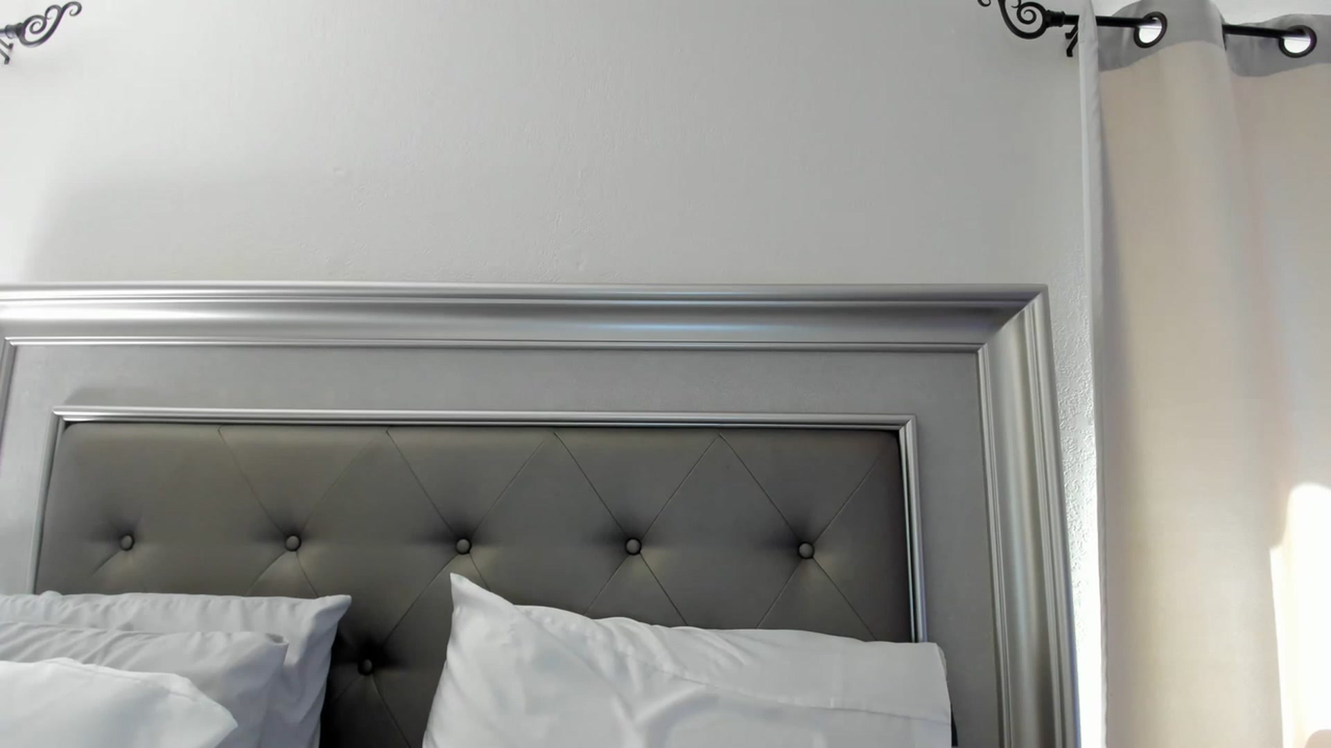 Gallery image thumbnail from Ca_ndi's myfreecams stream on, 06/14/2023, 14:22 image 20 of 20
