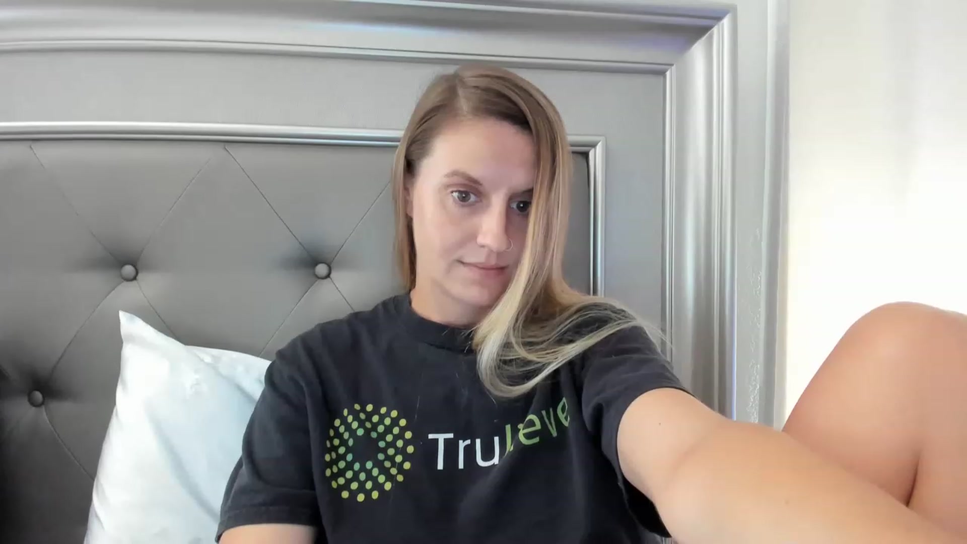 Gallery image thumbnail from Ca_ndi's myfreecams stream on, 06/14/2023, 14:22 image 19 of 20