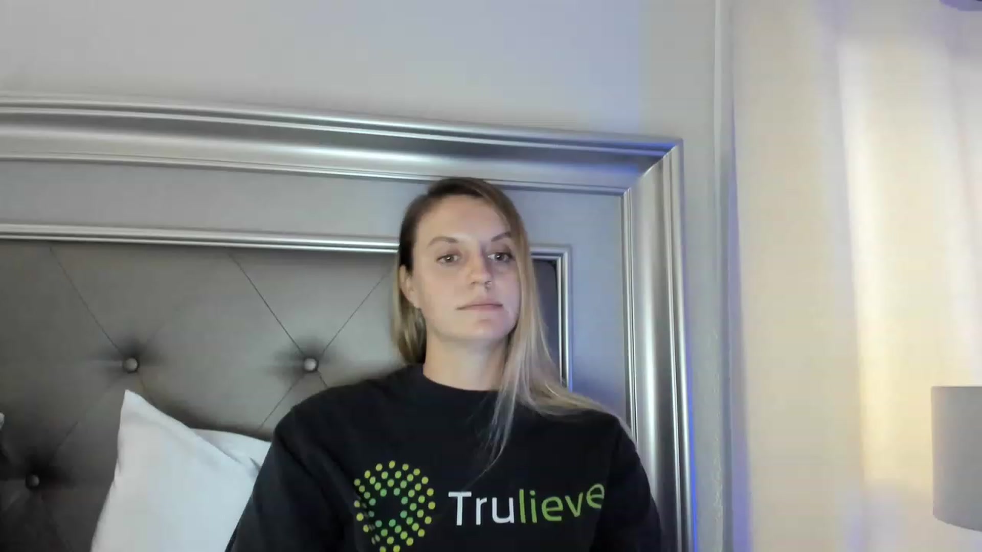 Gallery image thumbnail from Ca_ndi's myfreecams stream on, 06/14/2023, 14:22 image 3 of 20