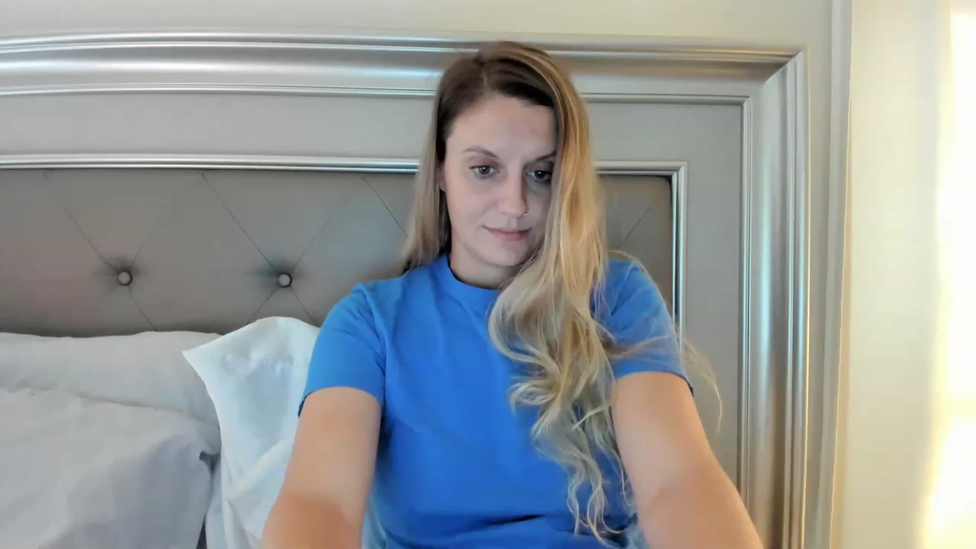 Gallery image thumbnail from Ca_ndi's myfreecams stream on, 06/17/2023, 12:53 image 18 of 20