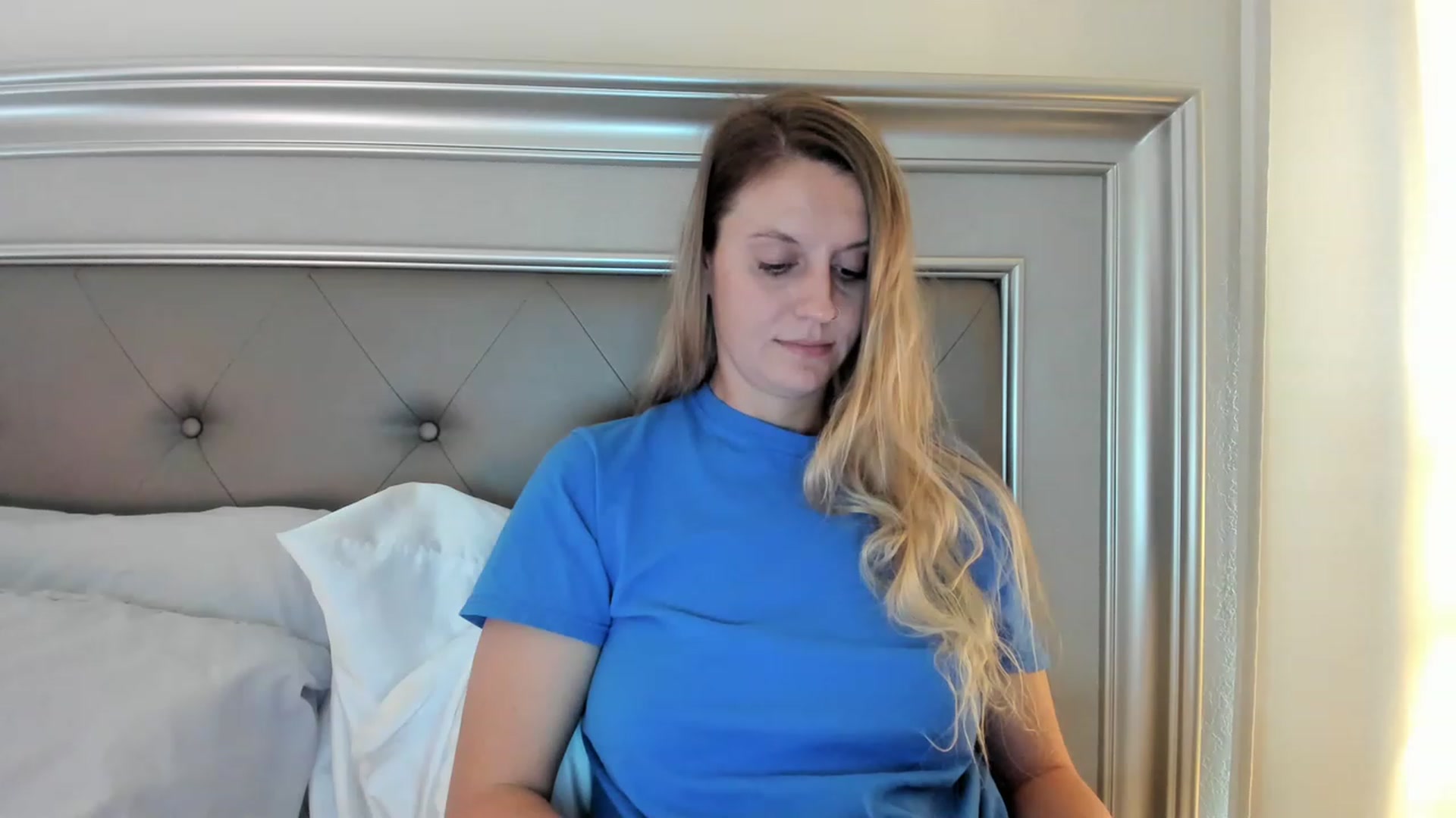 Gallery image thumbnail from Ca_ndi's myfreecams stream on, 06/17/2023, 12:53 image 2 of 20
