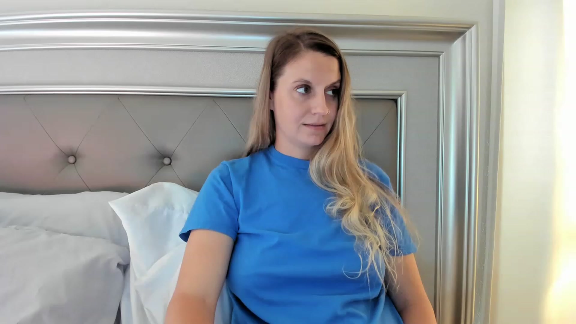 Gallery image thumbnail from Ca_ndi's myfreecams stream on, 06/17/2023, 12:53 image 15 of 20