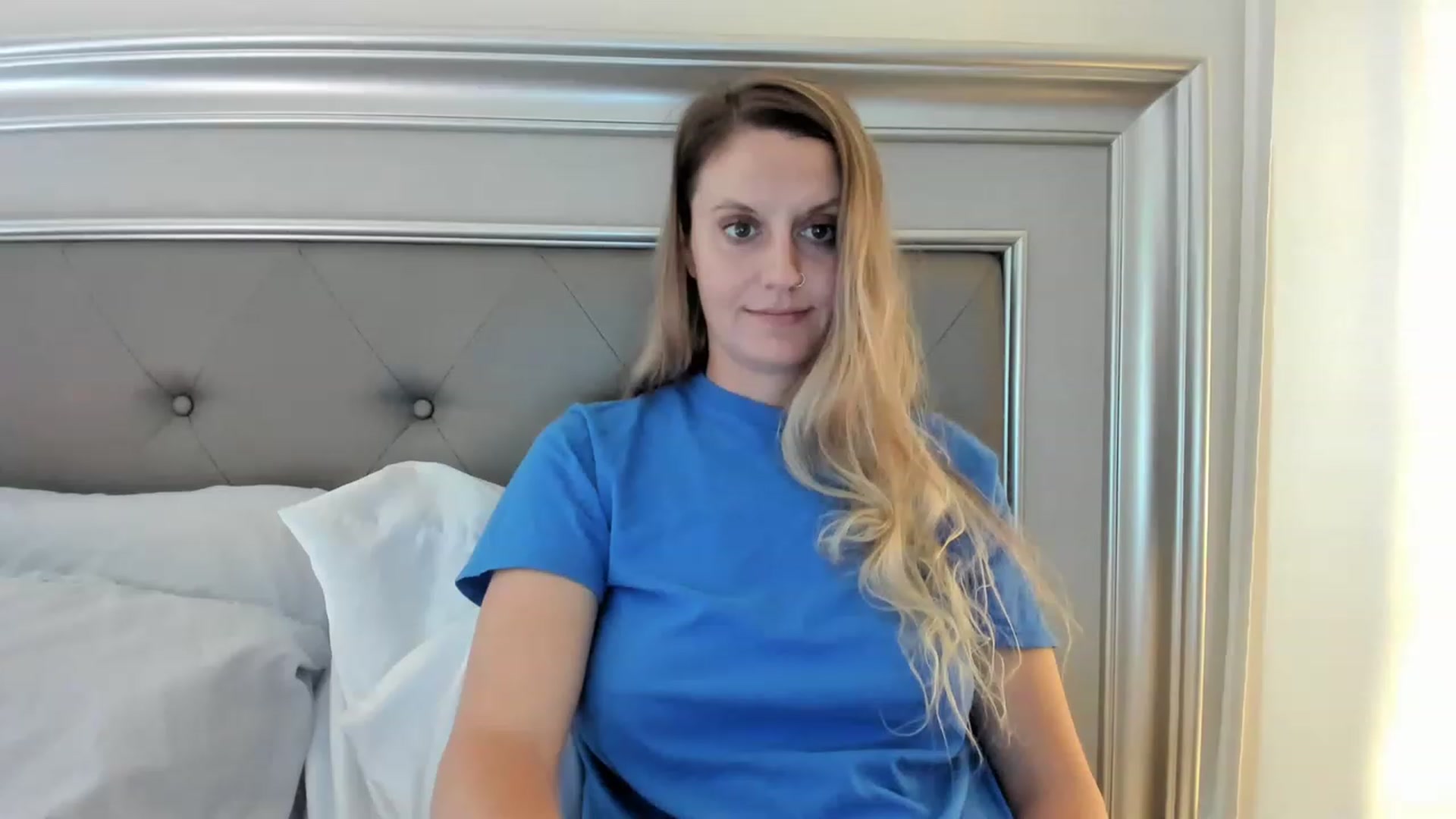 Gallery image thumbnail from Ca_ndi's myfreecams stream on, 06/17/2023, 12:53 image 17 of 20