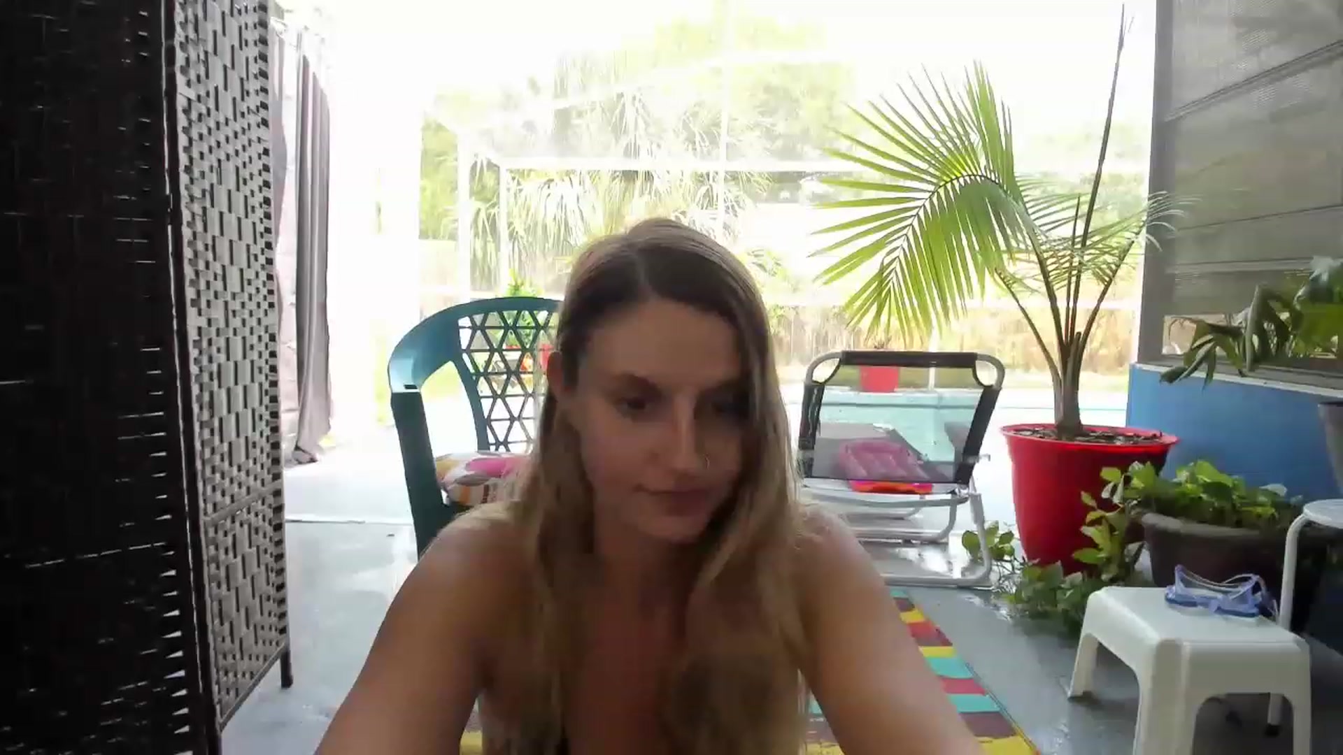 Gallery image thumbnail from Ca_ndi's myfreecams stream on, 06/18/2023, 20:20 image 3 of 20