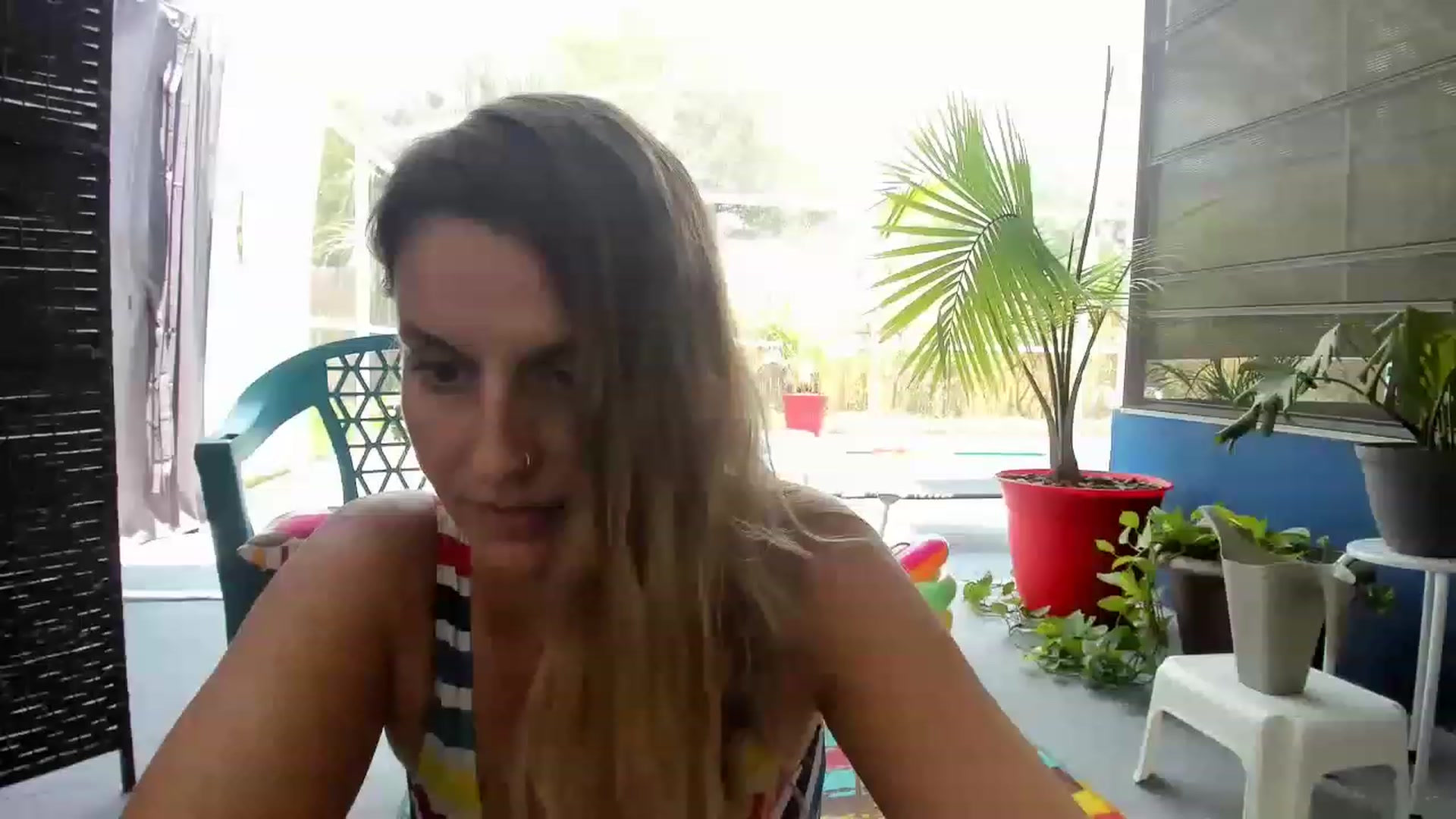 Gallery image thumbnail from Ca_ndi's myfreecams stream on, 06/19/2023, 18:40 image 18 of 20