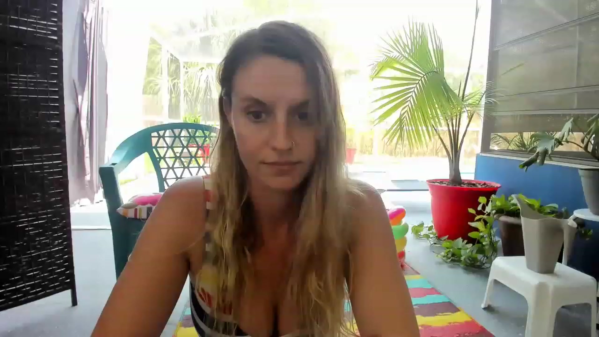 Gallery image thumbnail from Ca_ndi's myfreecams stream on, 06/19/2023, 19:07 image 1 of 20