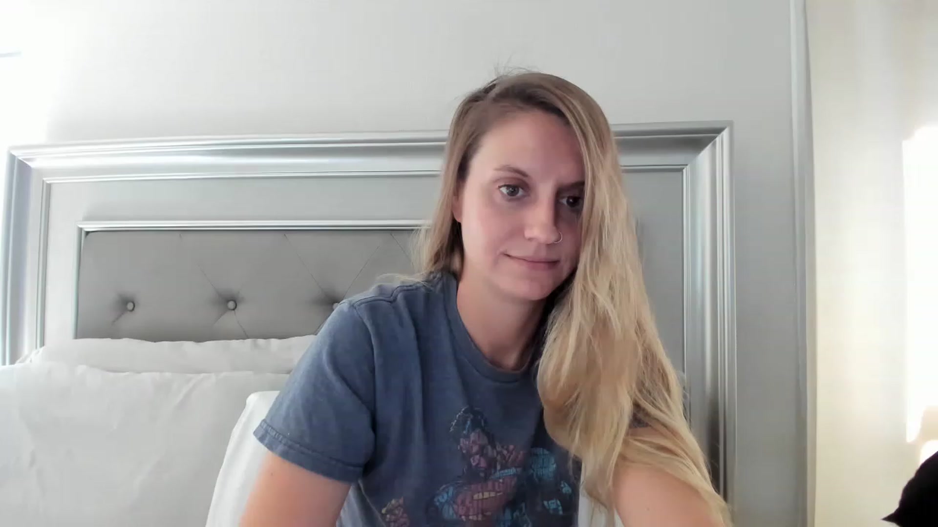Gallery image thumbnail from Ca_ndi's myfreecams stream on, 06/28/2023, 13:34 image 13 of 20