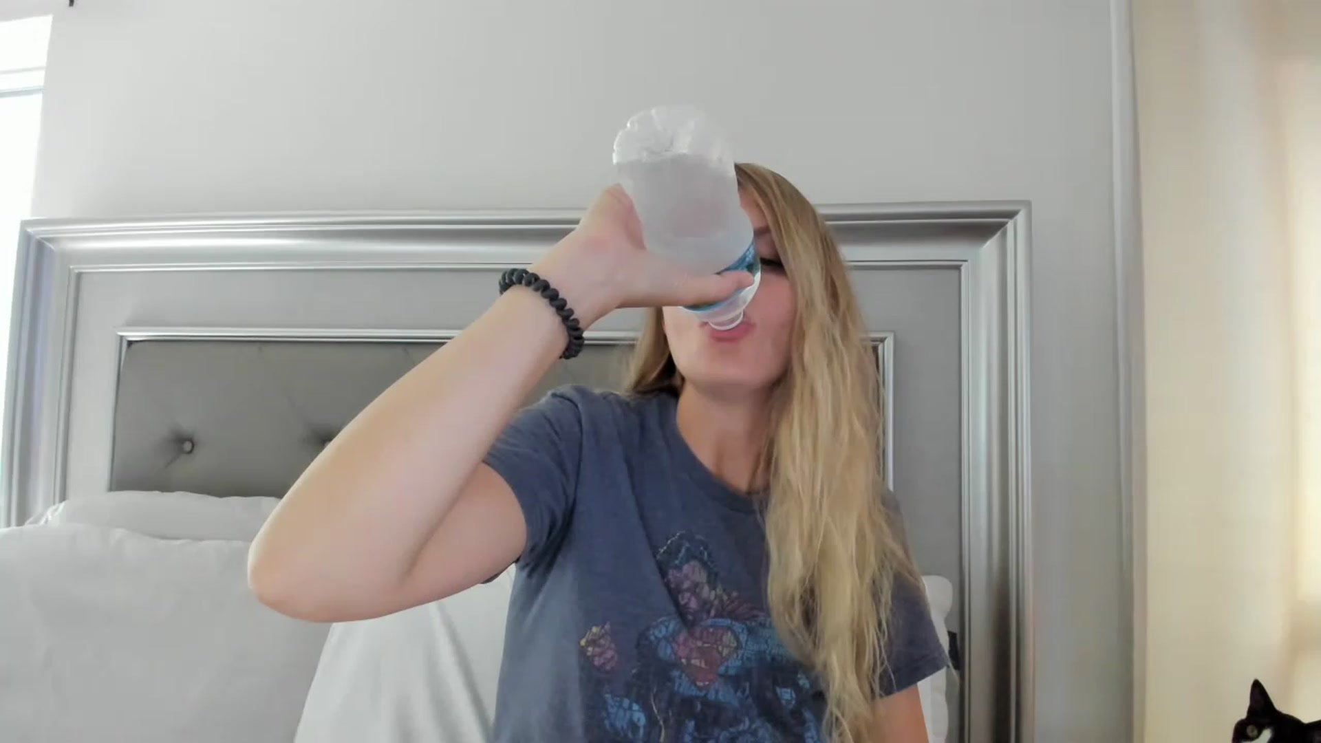 Gallery image thumbnail from Ca_ndi's myfreecams stream on, 06/28/2023, 13:34 image 14 of 20